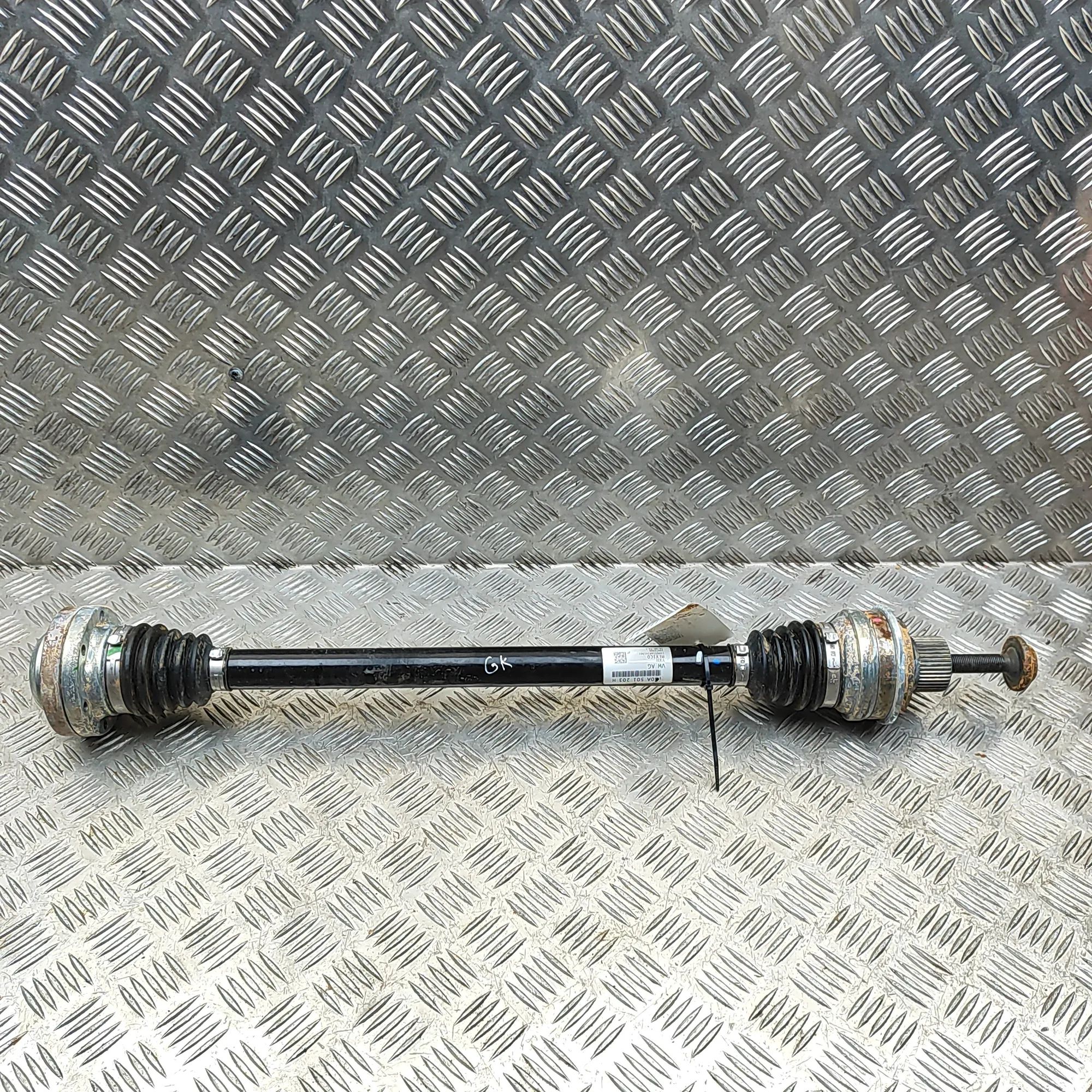 Audi Q5 (FY) Rear Left Driveshaft Rear Left Driveshaft — AUDI Q5 (FY) (2016-...) ...