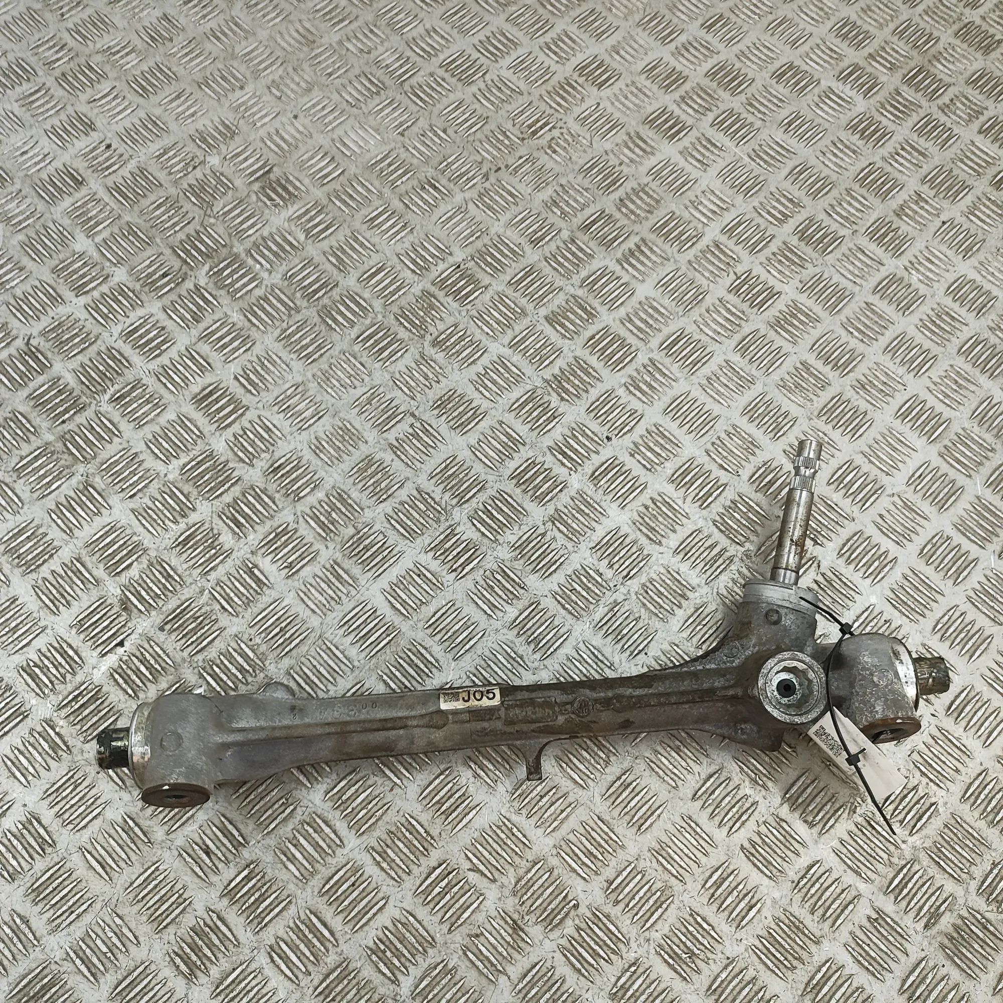 Toyota Prius+ ohjaushammastanko Steering Rack — TOYOTA PRIUS (_W5_) (2015-...) ...