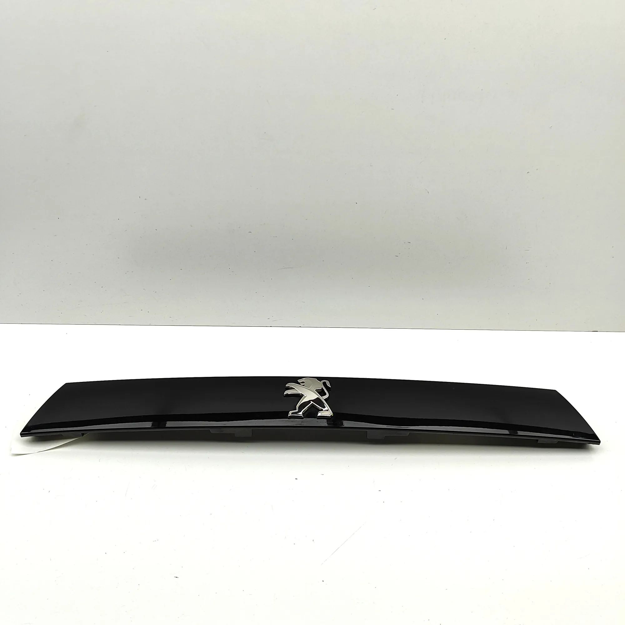 Peugeot 508 Tailgate Bootlid Trim Tailgate Bootlid Trim — PEUGEOT 508 (SW II) (20...