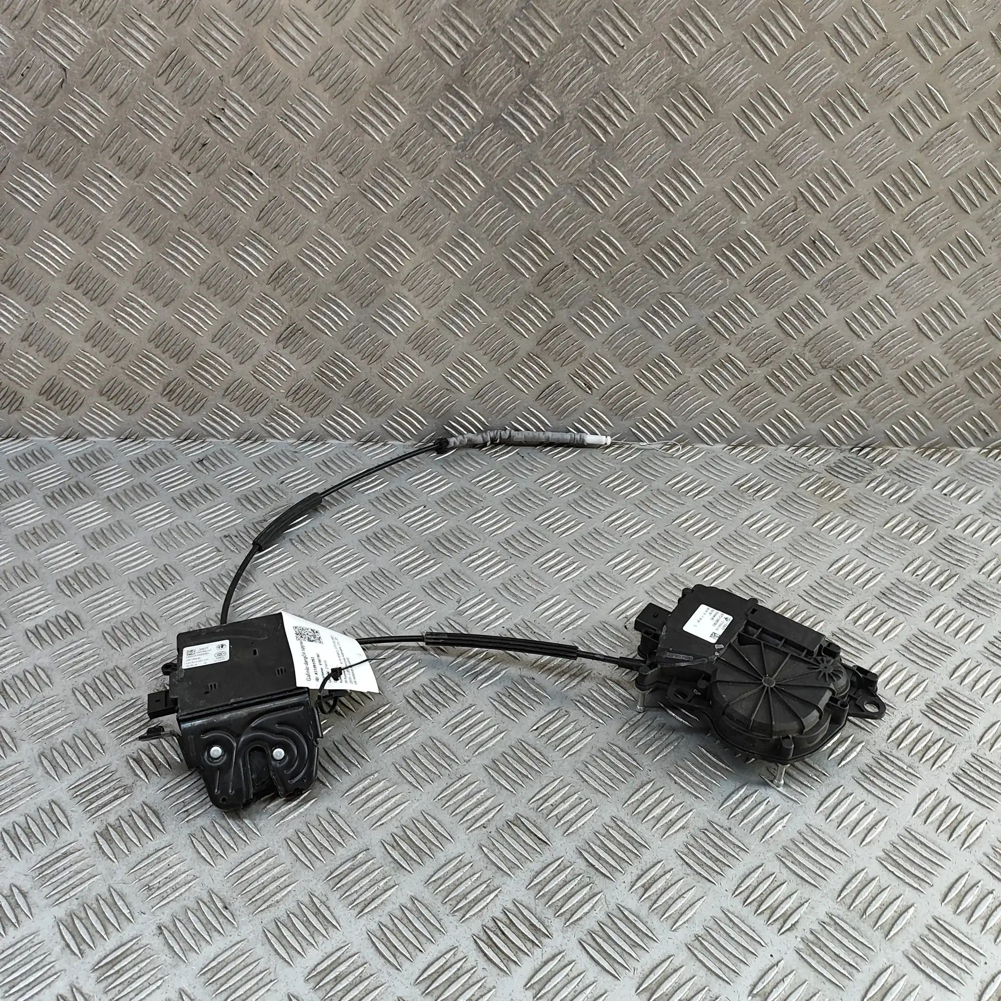 Alfa-Romeo Stelvio Tailgate Boot Lock Tailgate Boot Lock — ALFA ROMEO STELVIO (949_) ...