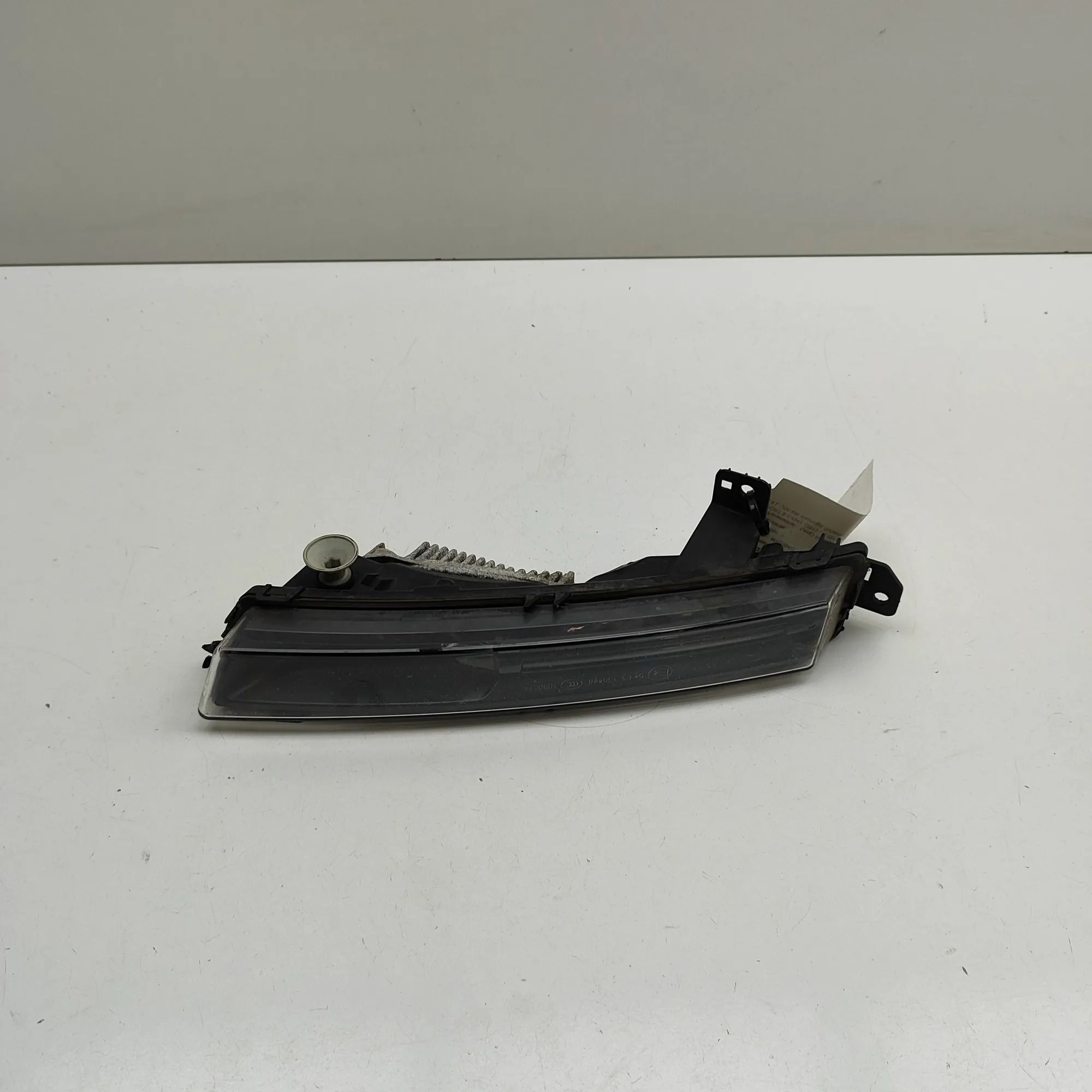 Land Rover Range Rover Sport (L494) Front Right Fog Light Front Right Fog Light — LAND ROVER RANGE ROVER ...
