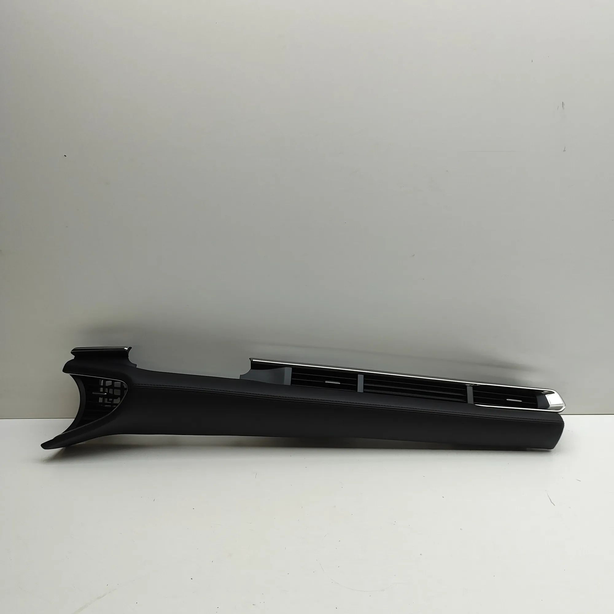 Mazda 3 (BP) Dashboard Trim Dashboard trim — MAZDA 3 (Hatchback BP) (2018-....