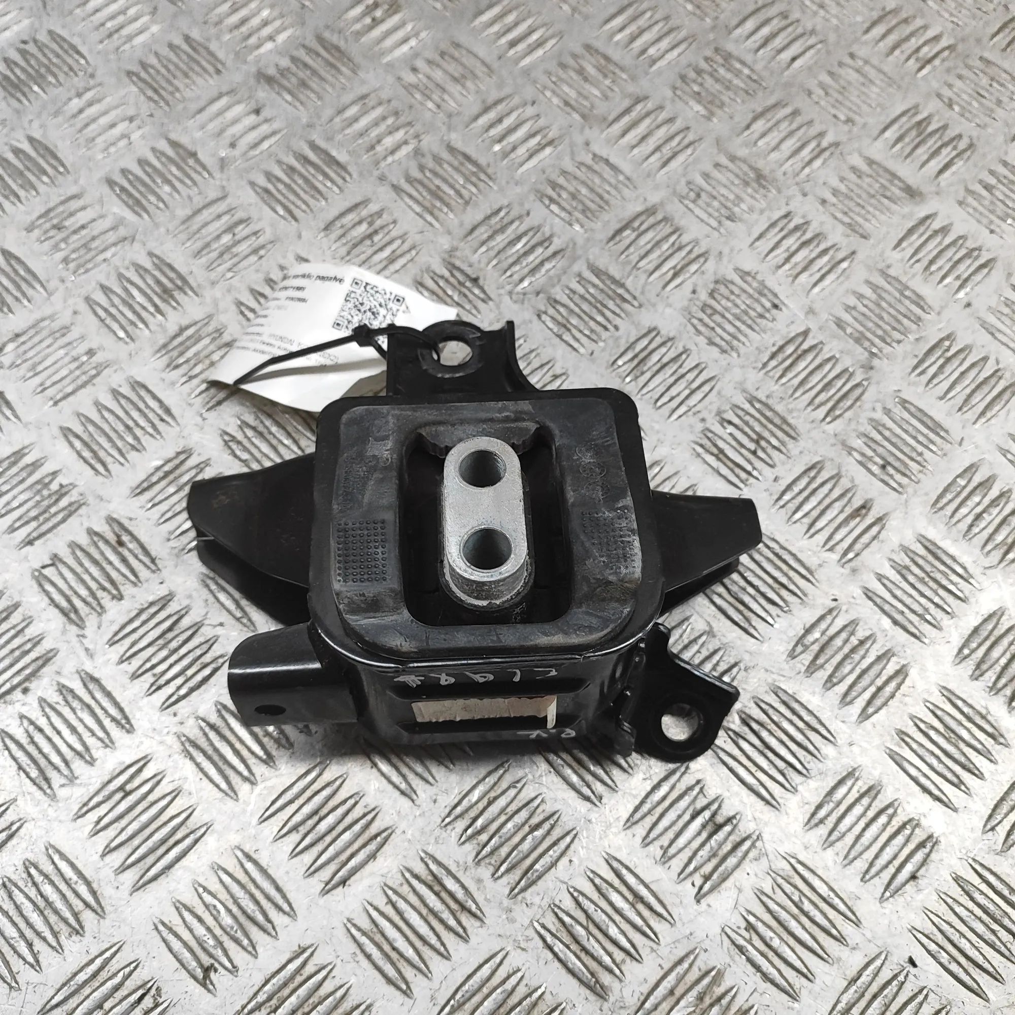 Hyundai Kona Left Side Engine Mount Left Side Engine Mount — HYUNDAI KONA (SX2) (20...