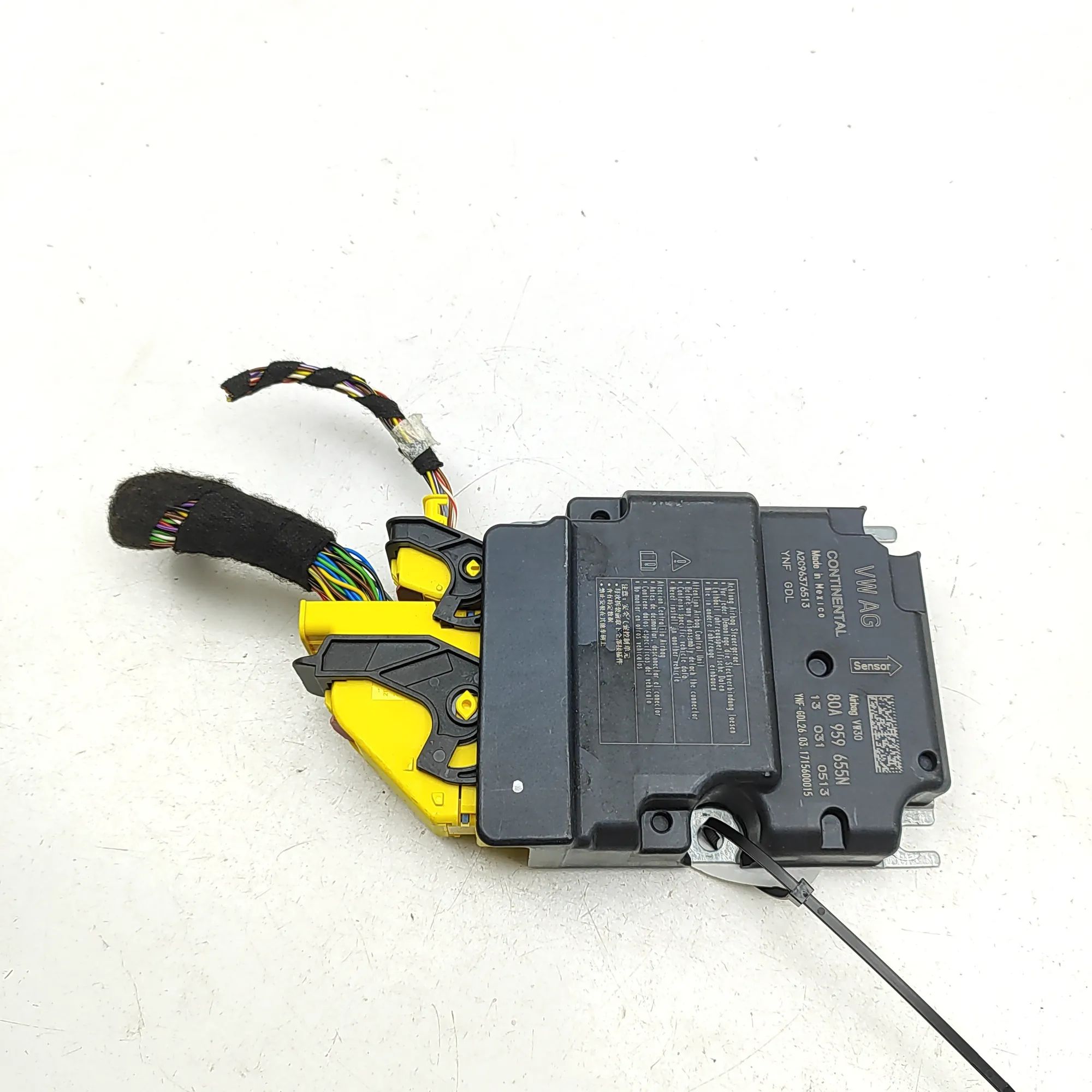 Audi Q5 (8R) SRS Control Unit SRS Control Unit — AUDI Q5 (FY) (2016-...) — 80...