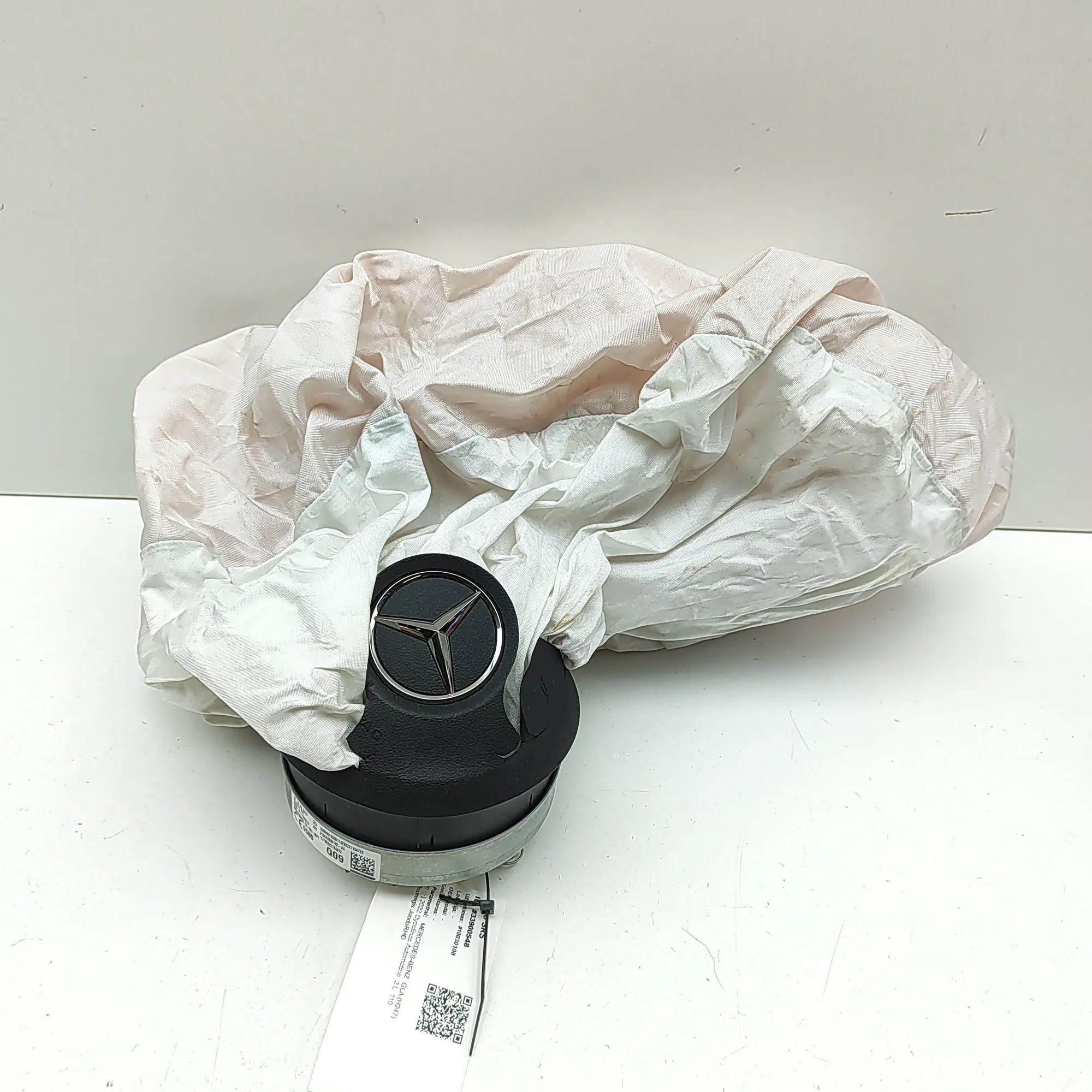 Mercedes-Benz GLA / EQA (H247) Steering Wheel Safety Bag SRS Steering Wheel Safety Bag SRS — MERCEDES BENZ G...