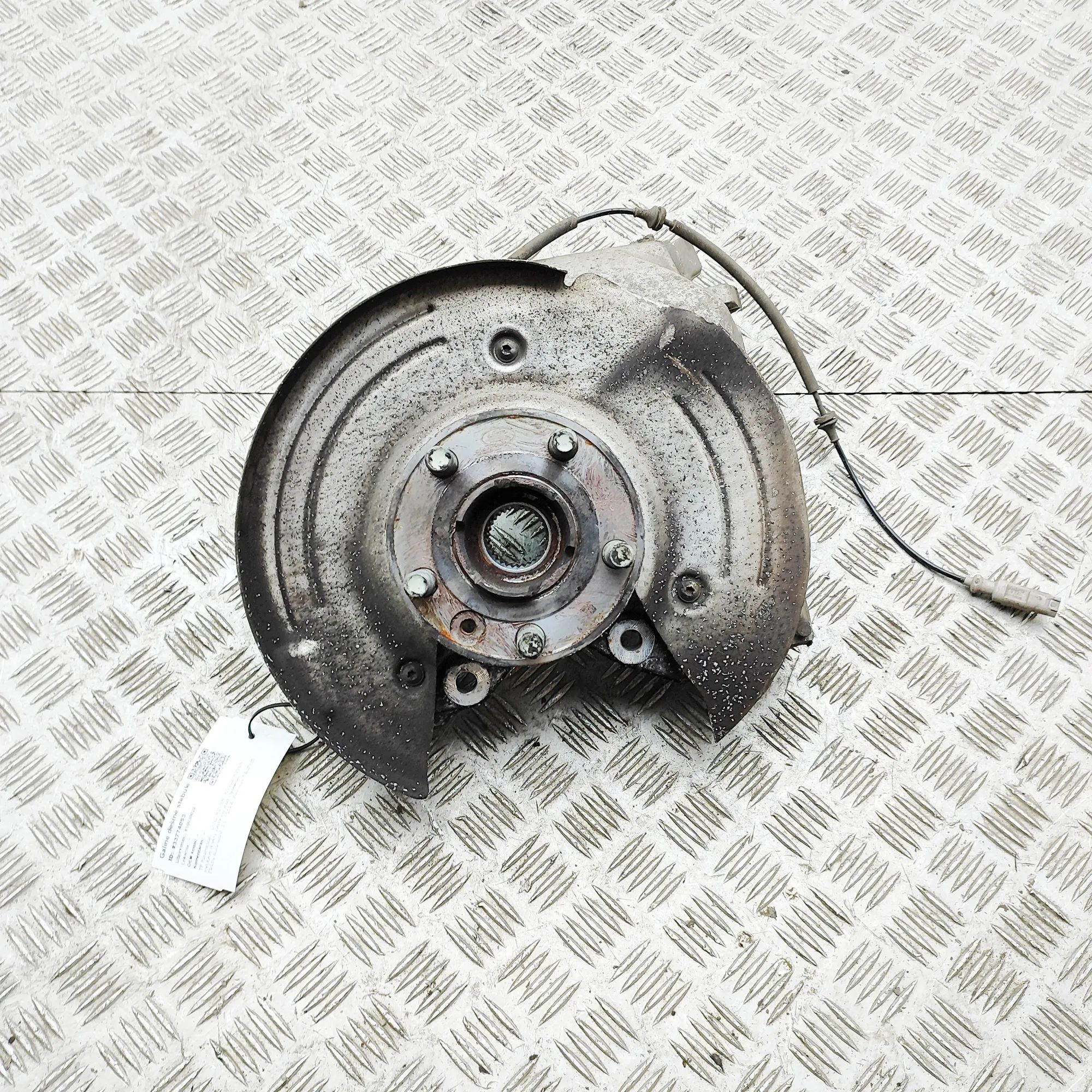 Land Rover Range Rover Evoque Rear Right Wheel Hub Rear Right Wheel Hub — LAND ROVER RANGE ROVER E...