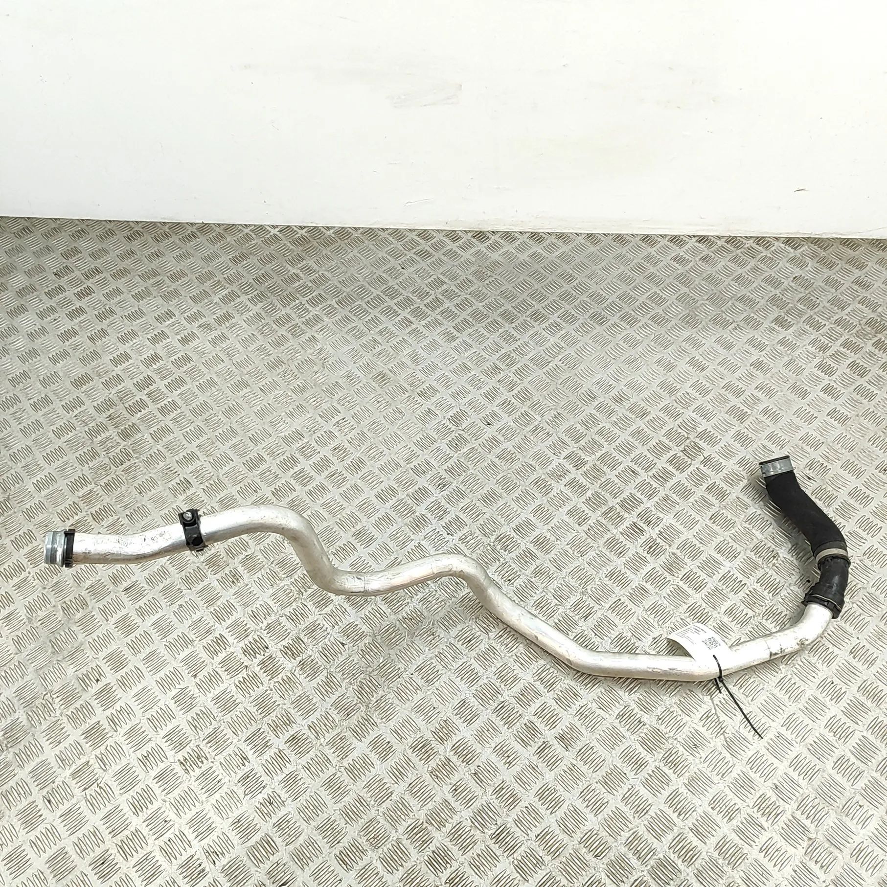 Porsche 911 (992) Шланг системы охлаждения Coolant hose — PORSCHE 911 (992) (2019-...) — 9...