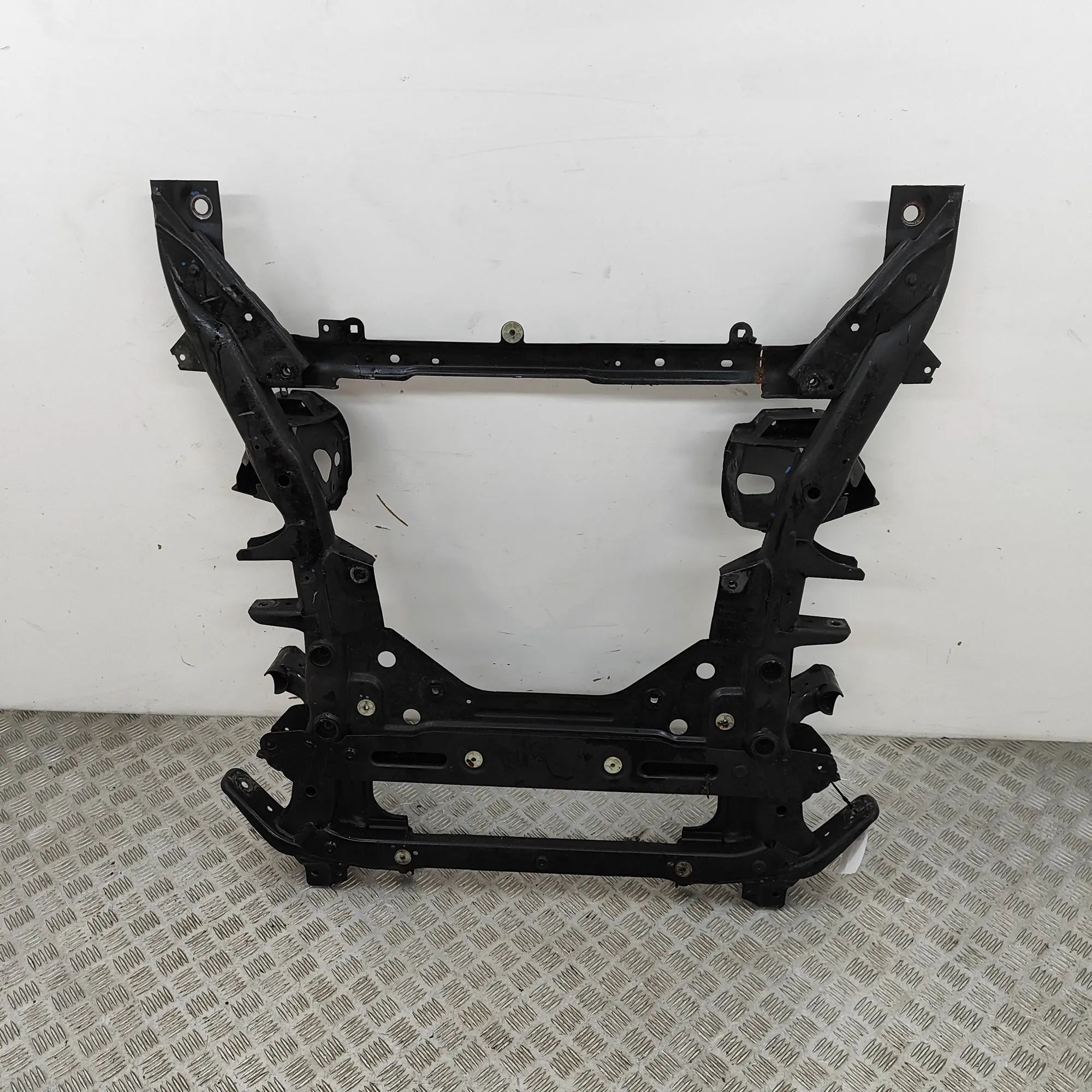 BMW X5 (F15) Front subframe Front subframe — BMW X5 (F15, F85) (2012-2018) ...