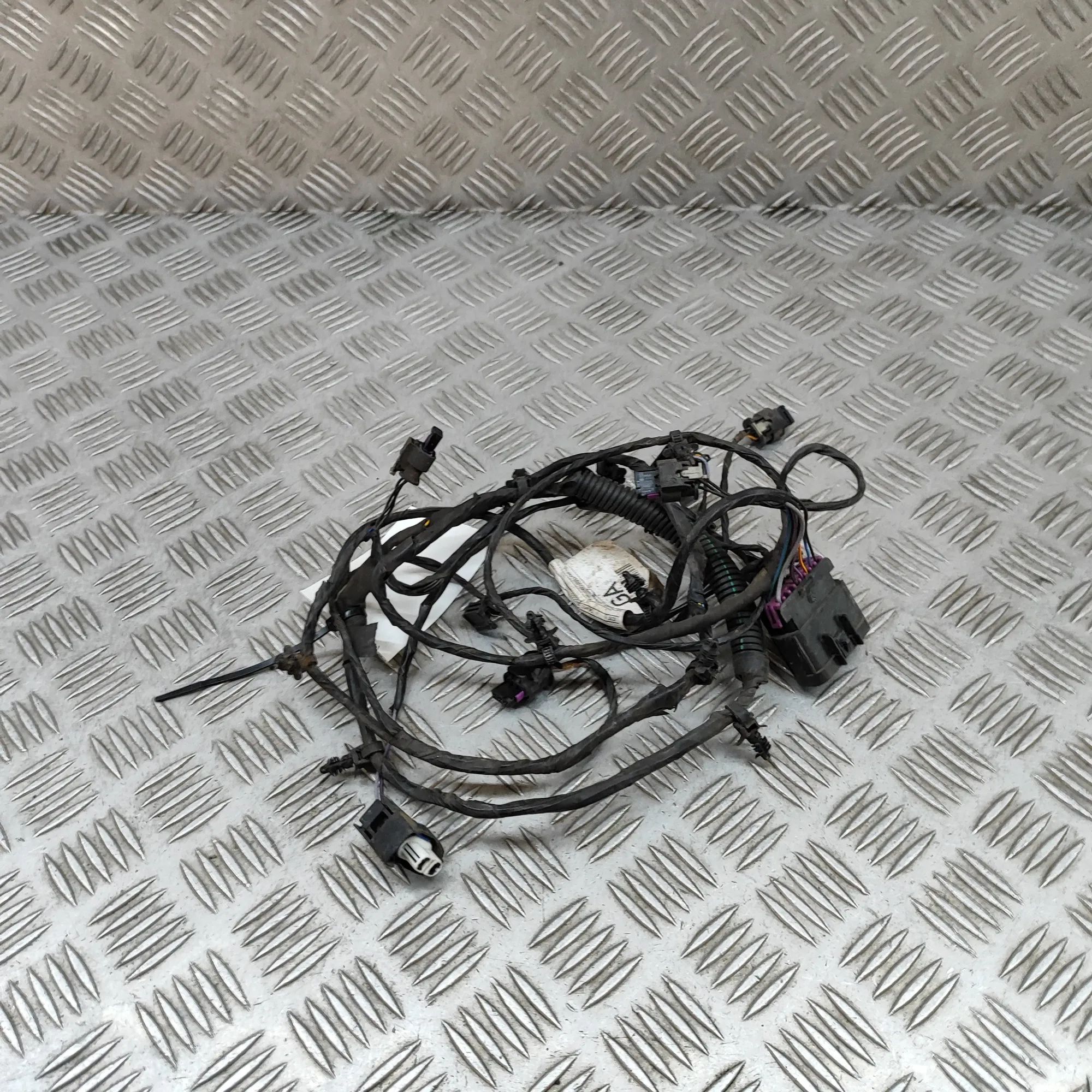 Land Rover Discovery Sport Front Parking Sensor Wiring Loom Front Parking Sensor Wiring Loom — LAND ROVER D...