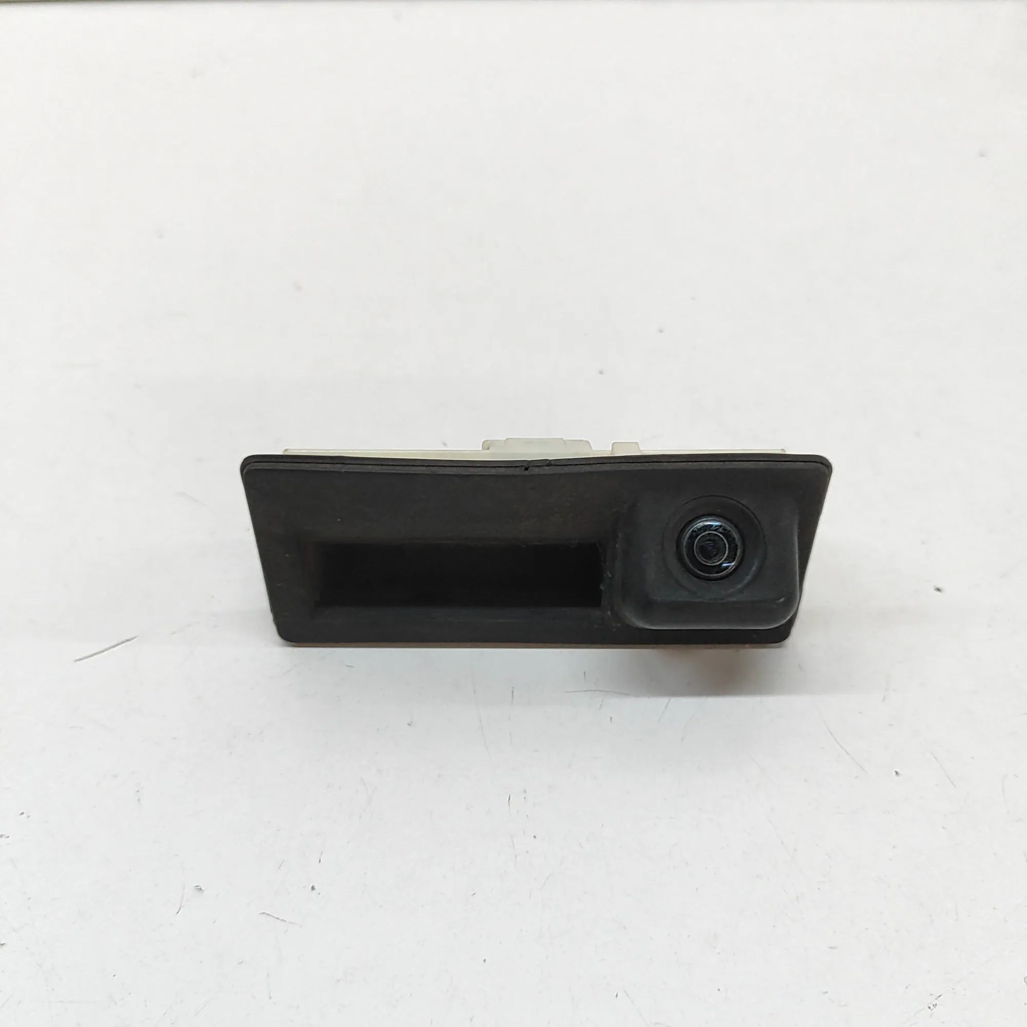 Audi Q5 (8R) Rear View Camera Rear View Camera — AUDI Q5 (8R) (2008-2017) — 5...