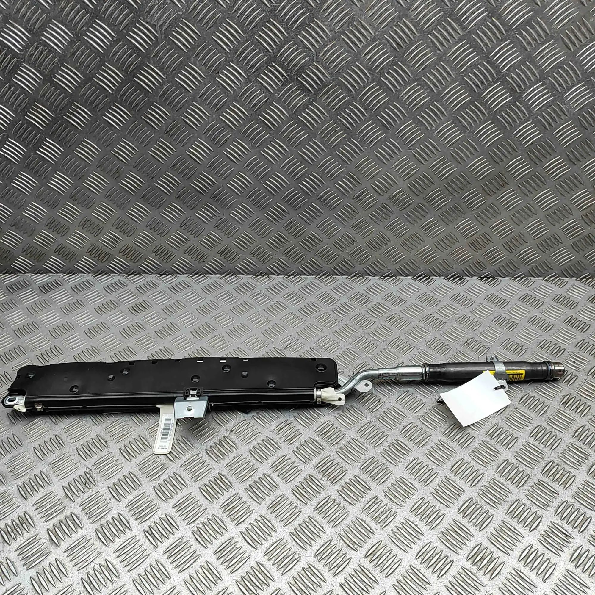 Porsche Cayman (981) Front Right Door Safety Bag SRS