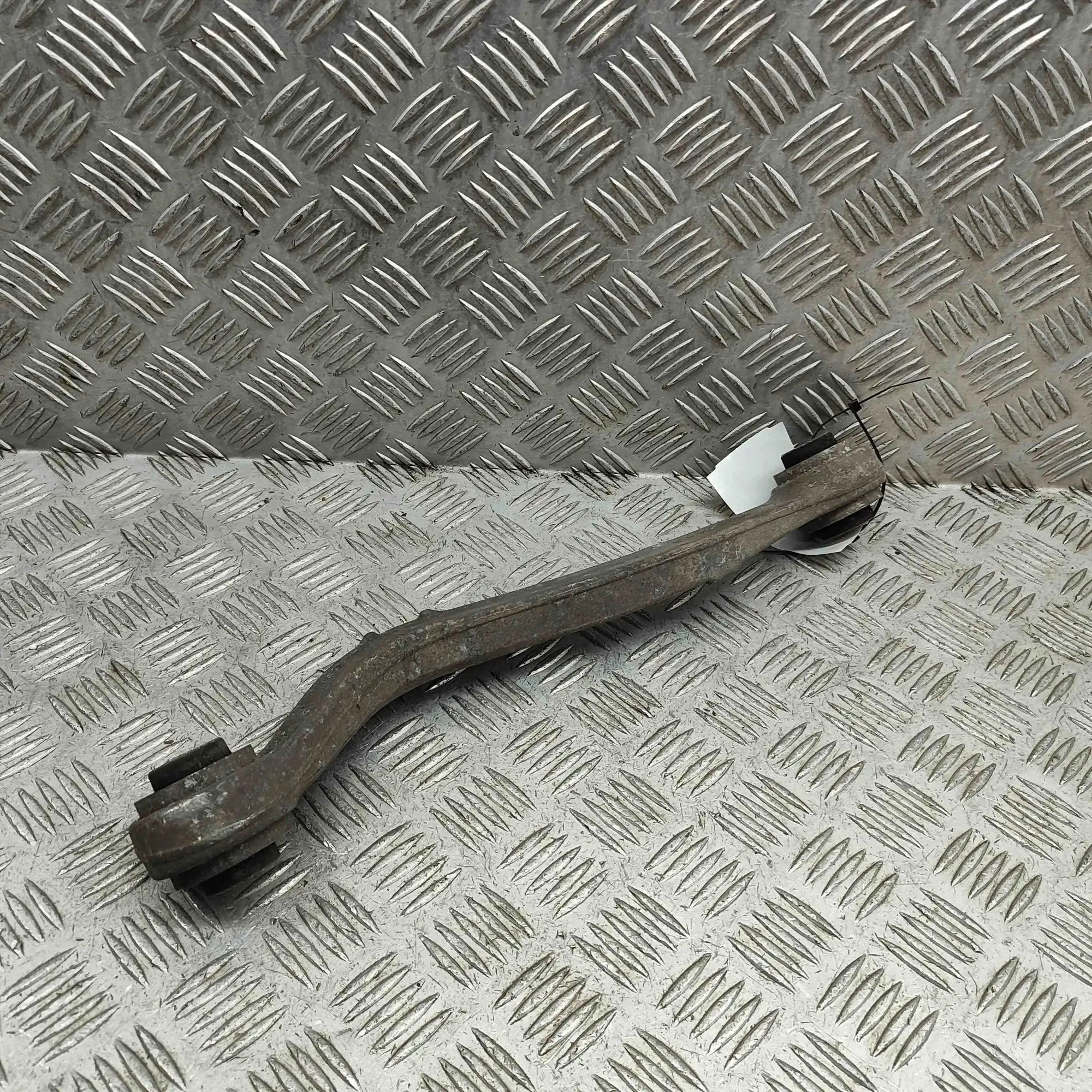 Porsche 911 (991) Control arm — rear right Control arm — rear right — PORSCHE 911 (991) (2...