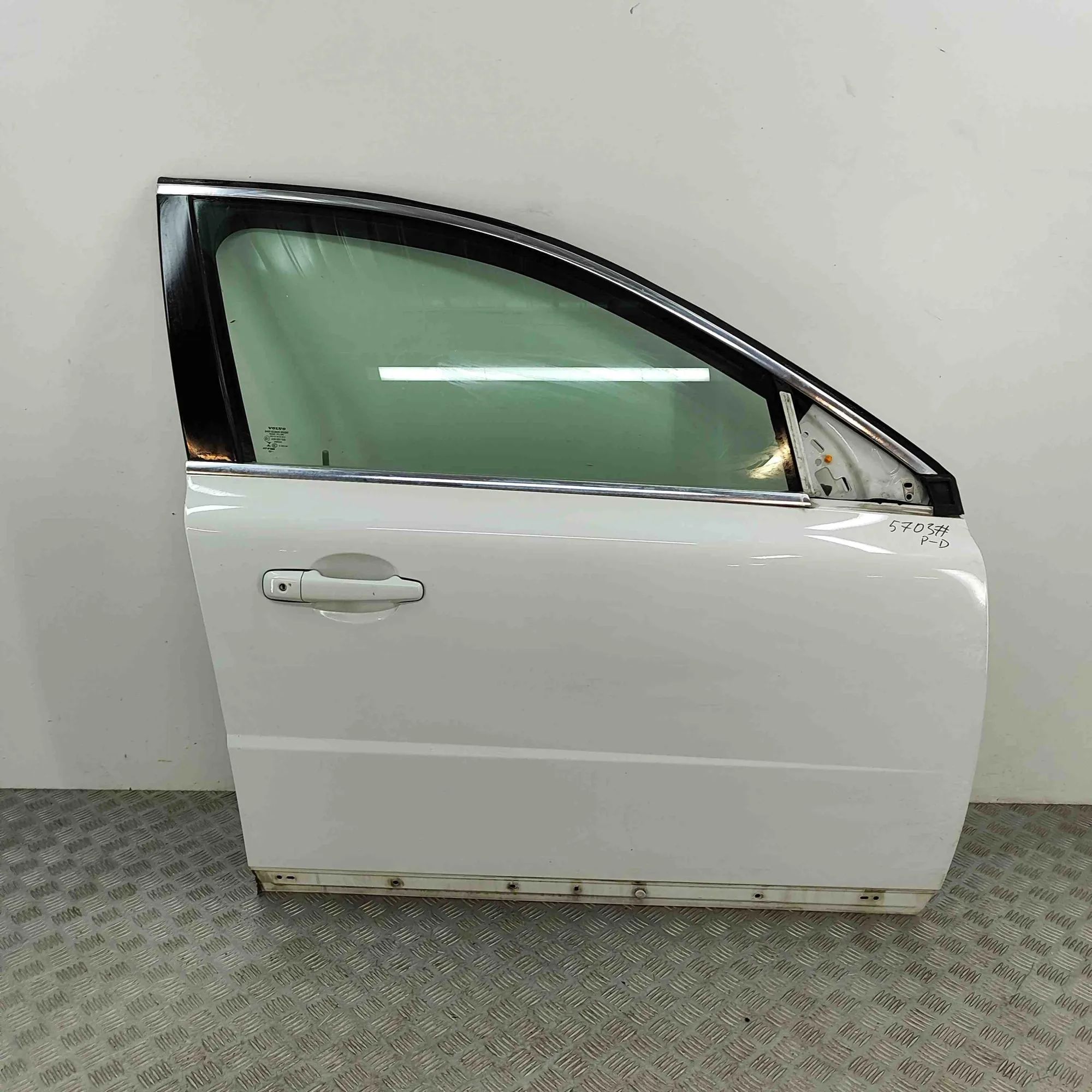 Volvo V70 Door — front right Door — front right — VOLVO V70 (III BW) (2007-2...