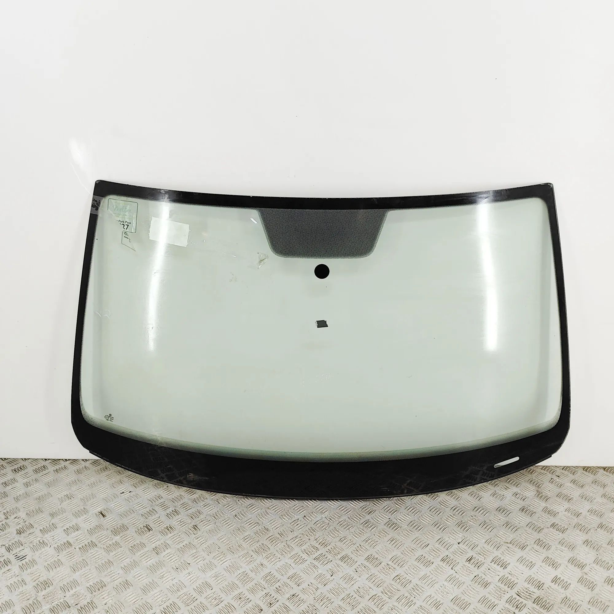 Volkswagen Jetta Front Windshield Front Windshield — VW JETTA (MK6 162, 163) (201...