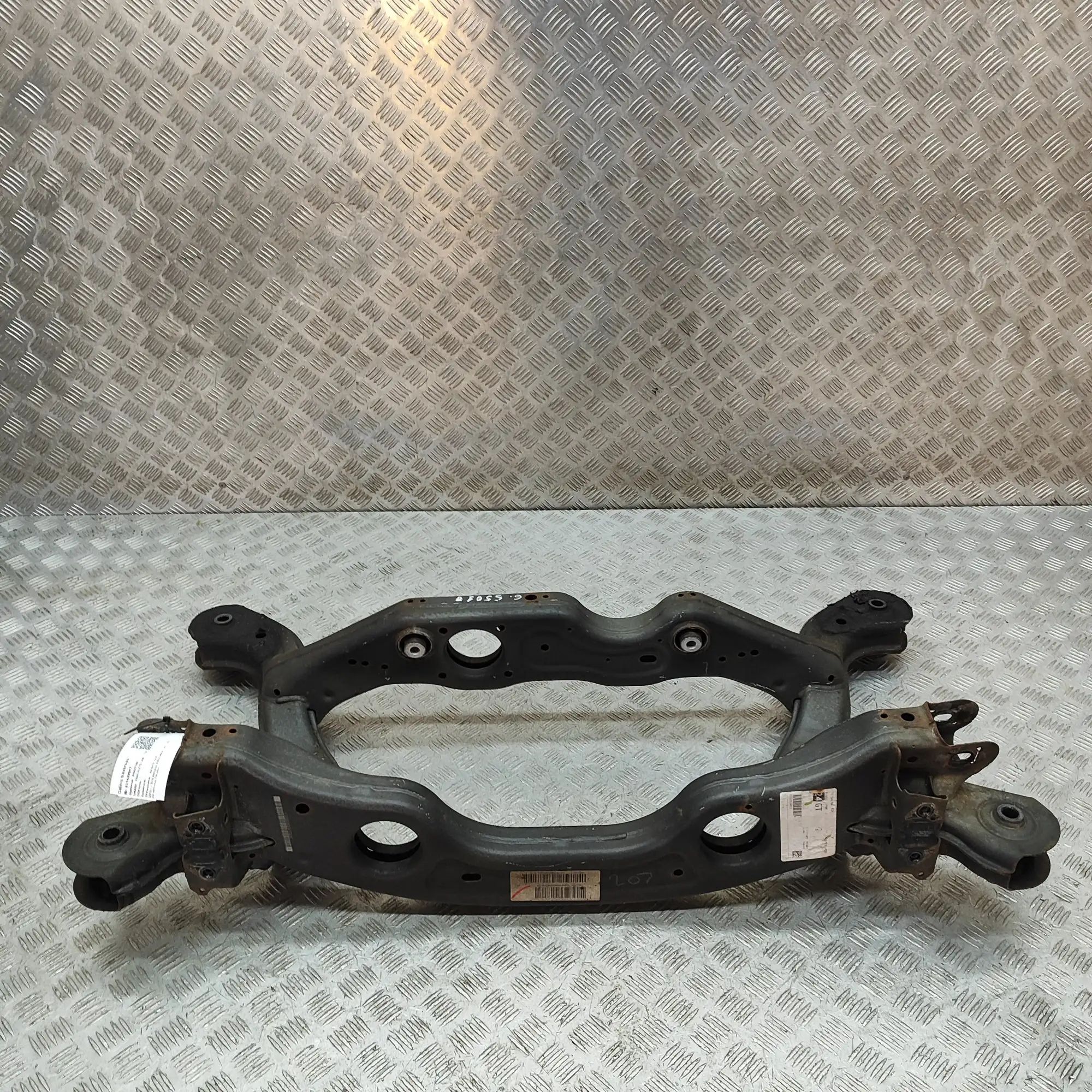 Infiniti Q30 Rear subframe