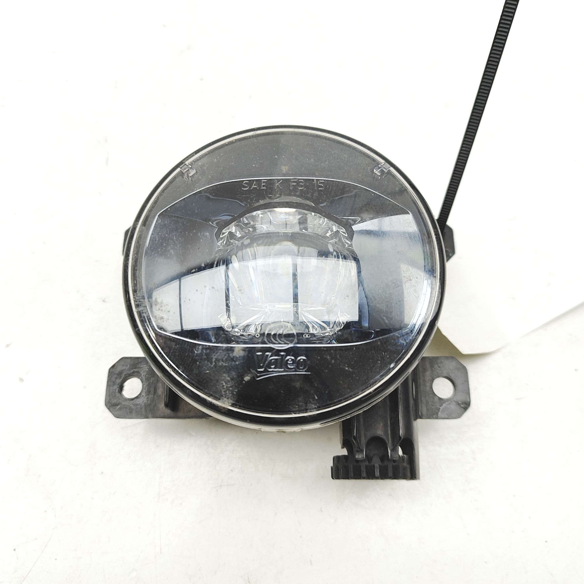 Maserati Levante Front Left Fog Light Front Left Fog Light — MASERATI LEVANTE (SUV M1...