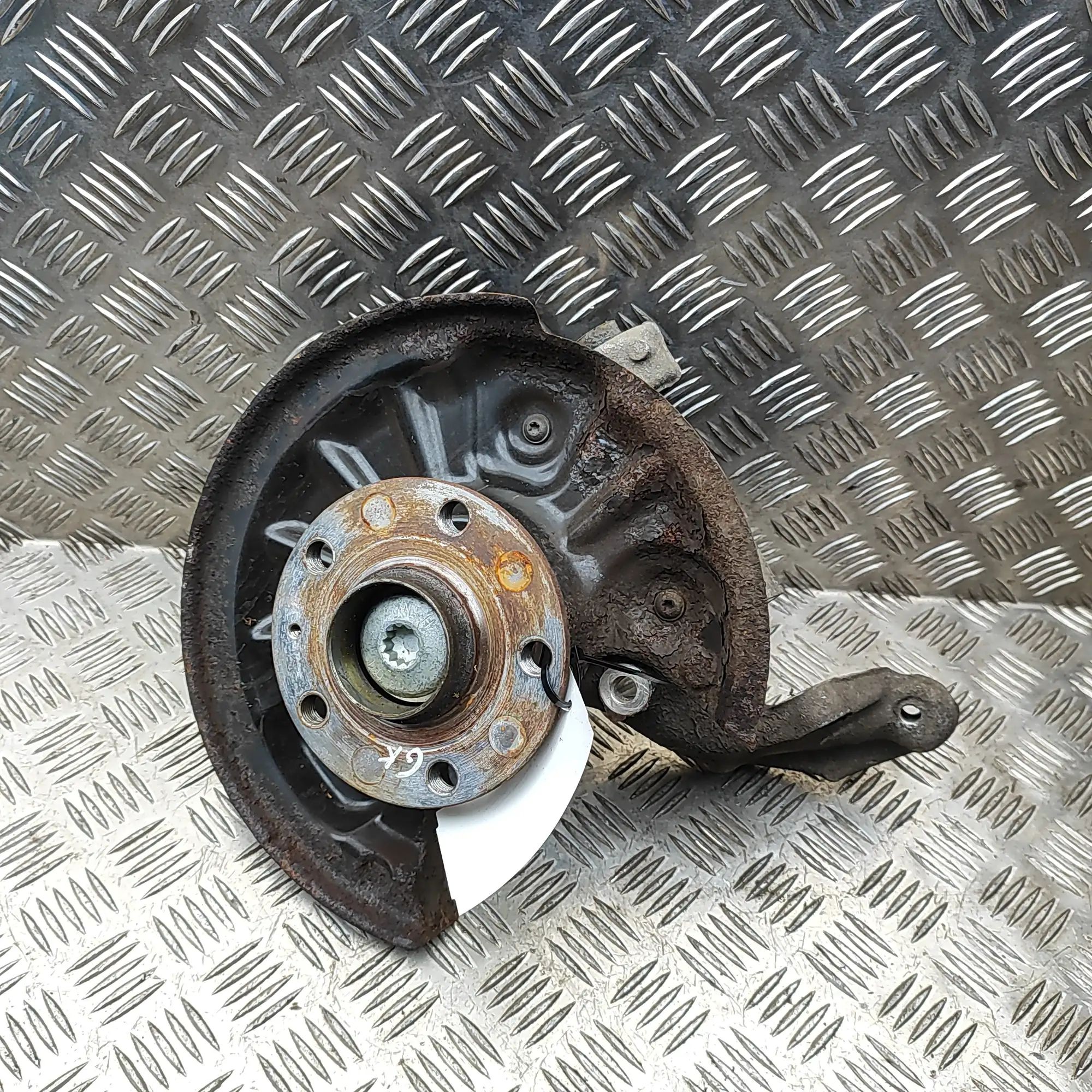 Audi TT (8S) Rear Left Wheel Hub Spindle Rear Left Wheel Hub Spindle — AUDI TT (FV3) (20...