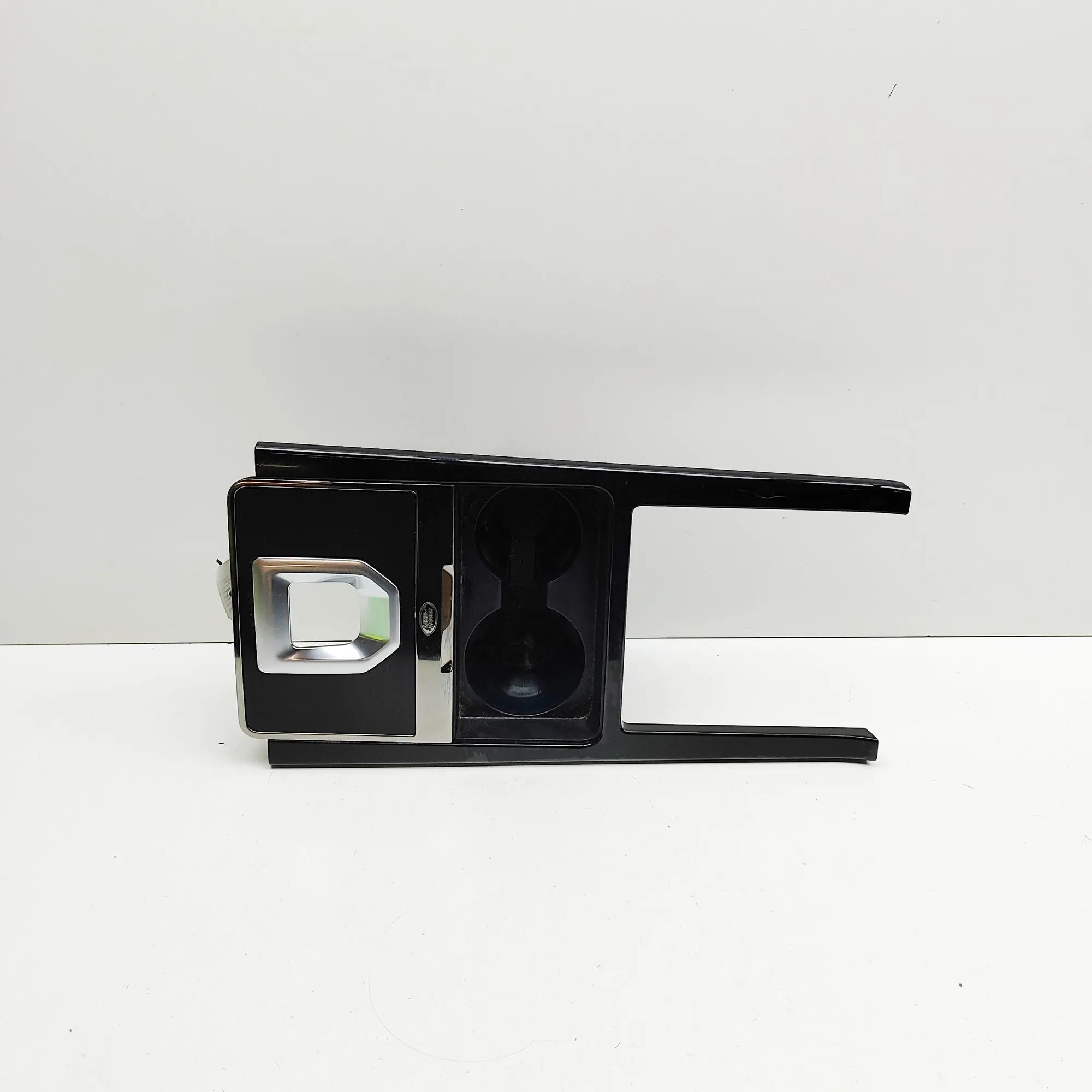 Land Rover Range Rover Evoque Cup holder Cup holder — LAND ROVER RANGE ROVER EVOQUE (L55...