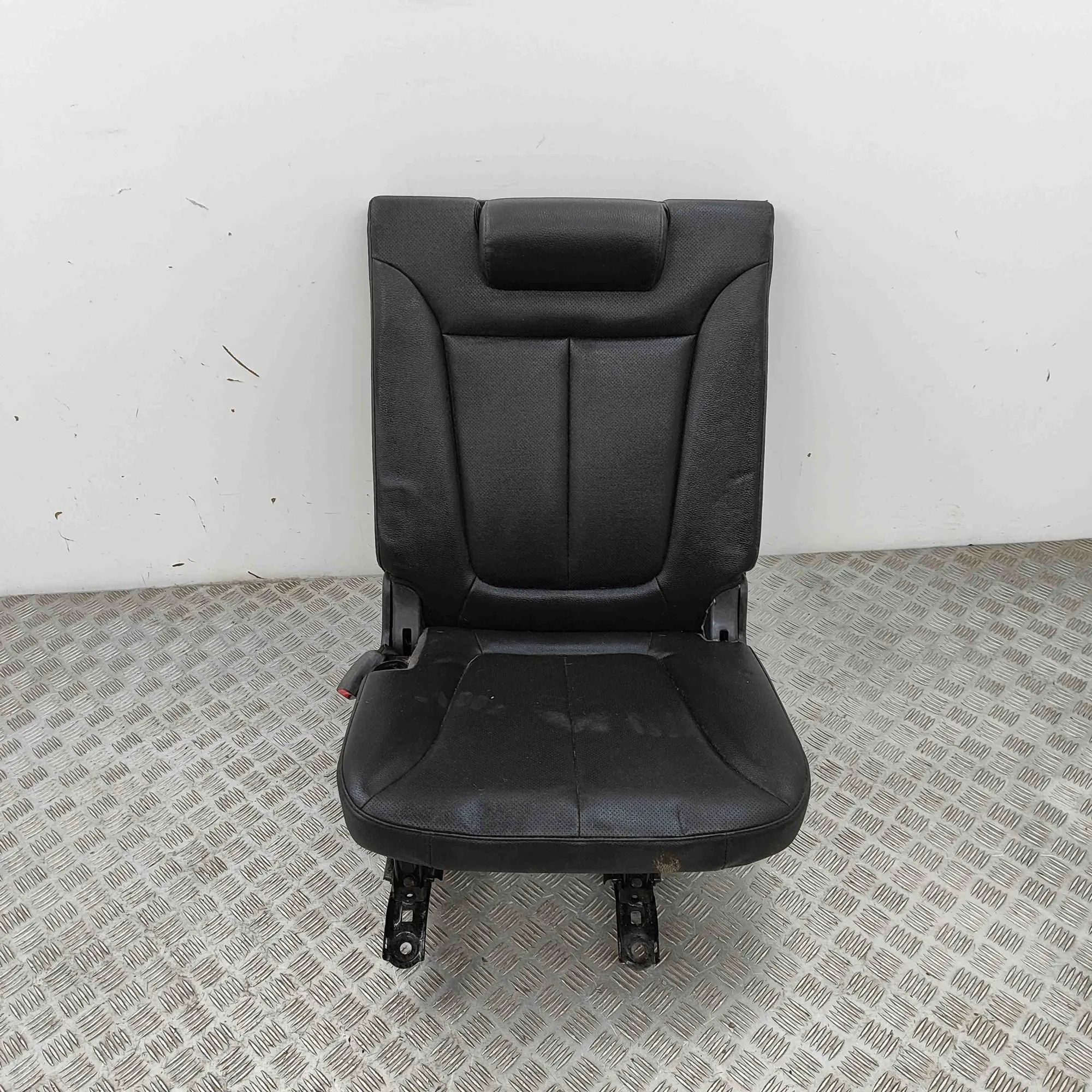Hyundai Santa Fe Takapenkki Rear seat — HYUNDAI SANTA (FÉ II CM) (2005-2012...