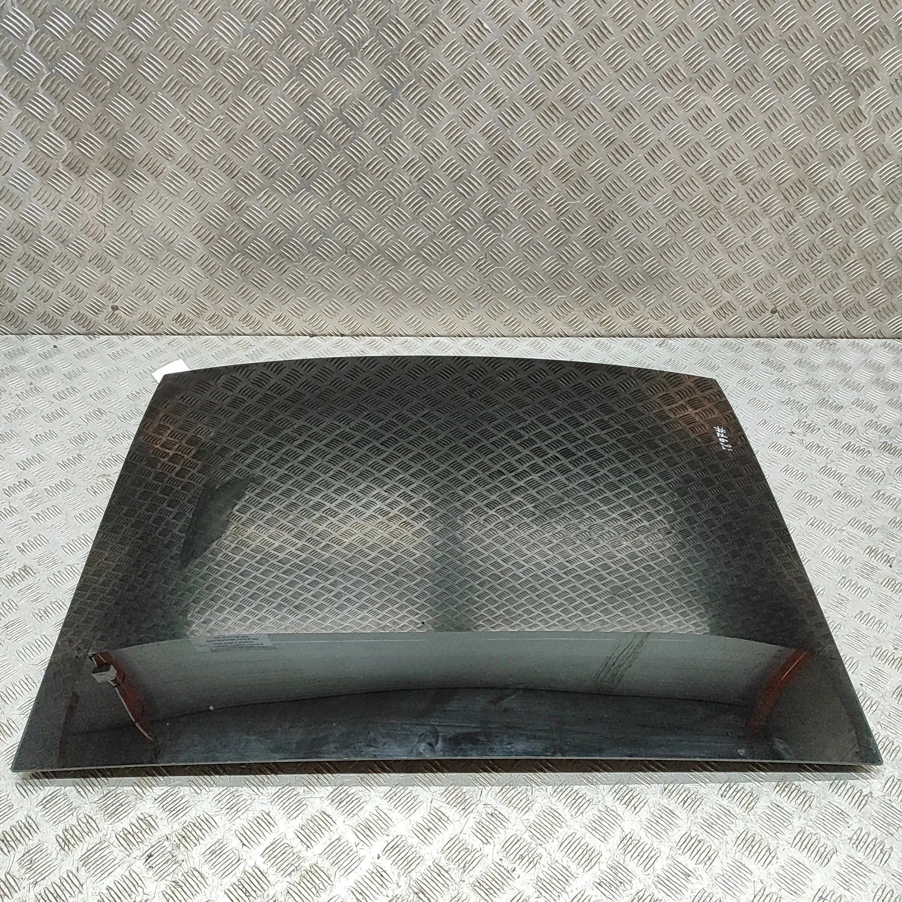 Kia Sportage Kattoluukku Sunroof — KIA SPORTAGE (SL) (2009-...) — 81611-...