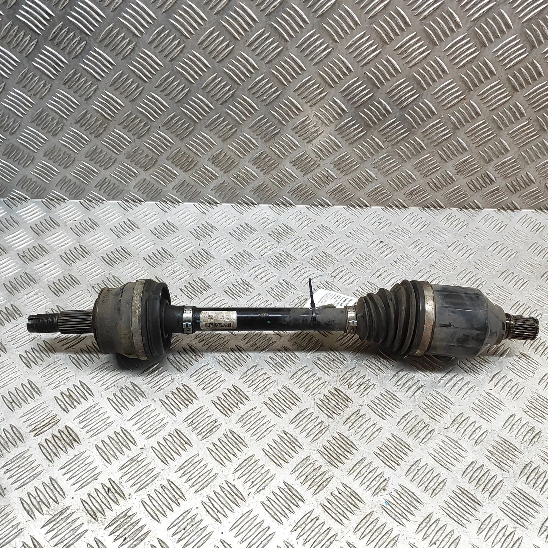 Jeep Compass Rear Left Driveshaft Rear Left Driveshaft — JEEP COMPASS (MP) (2016-...