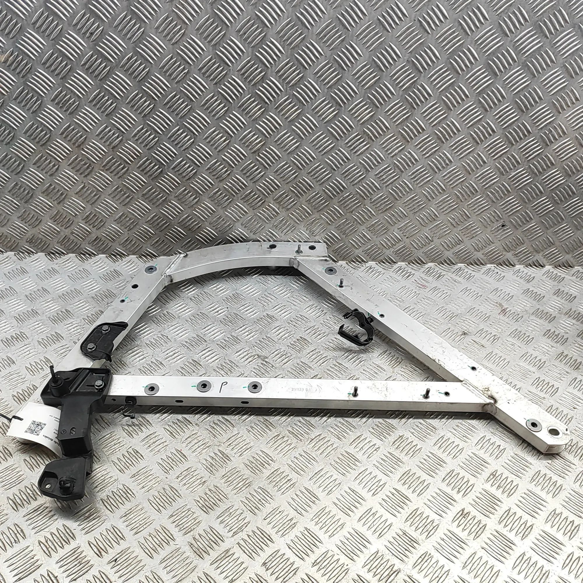 BMW 5 / i5 (G60 / G61) Other Body Parts Other Body Parts — BMW 5 SERIES (G60) (2023-PRE...