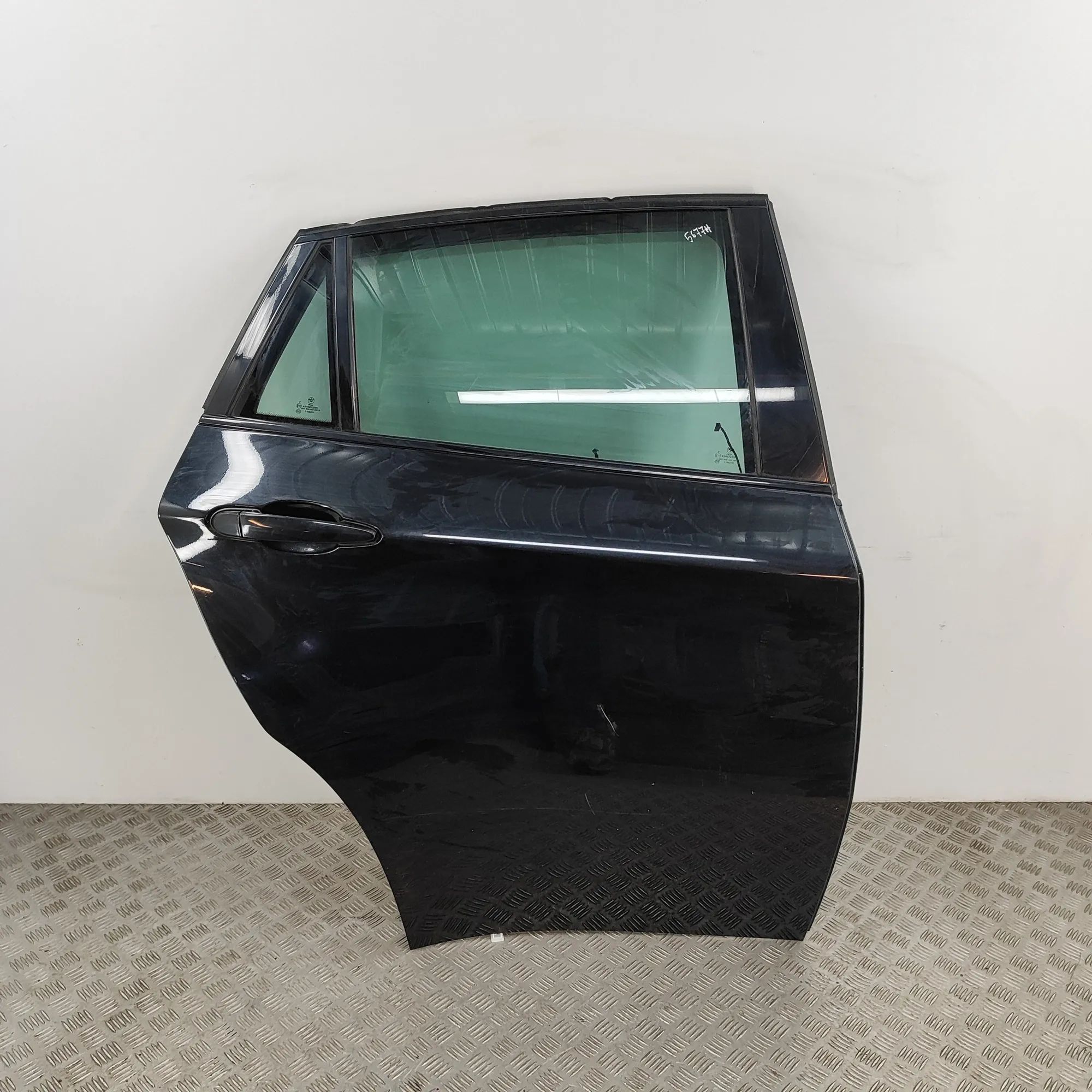 BMW X6 (E71 / E72) Door — rear right Door — rear right — BMW X6 (E71, E72) (2007-201...