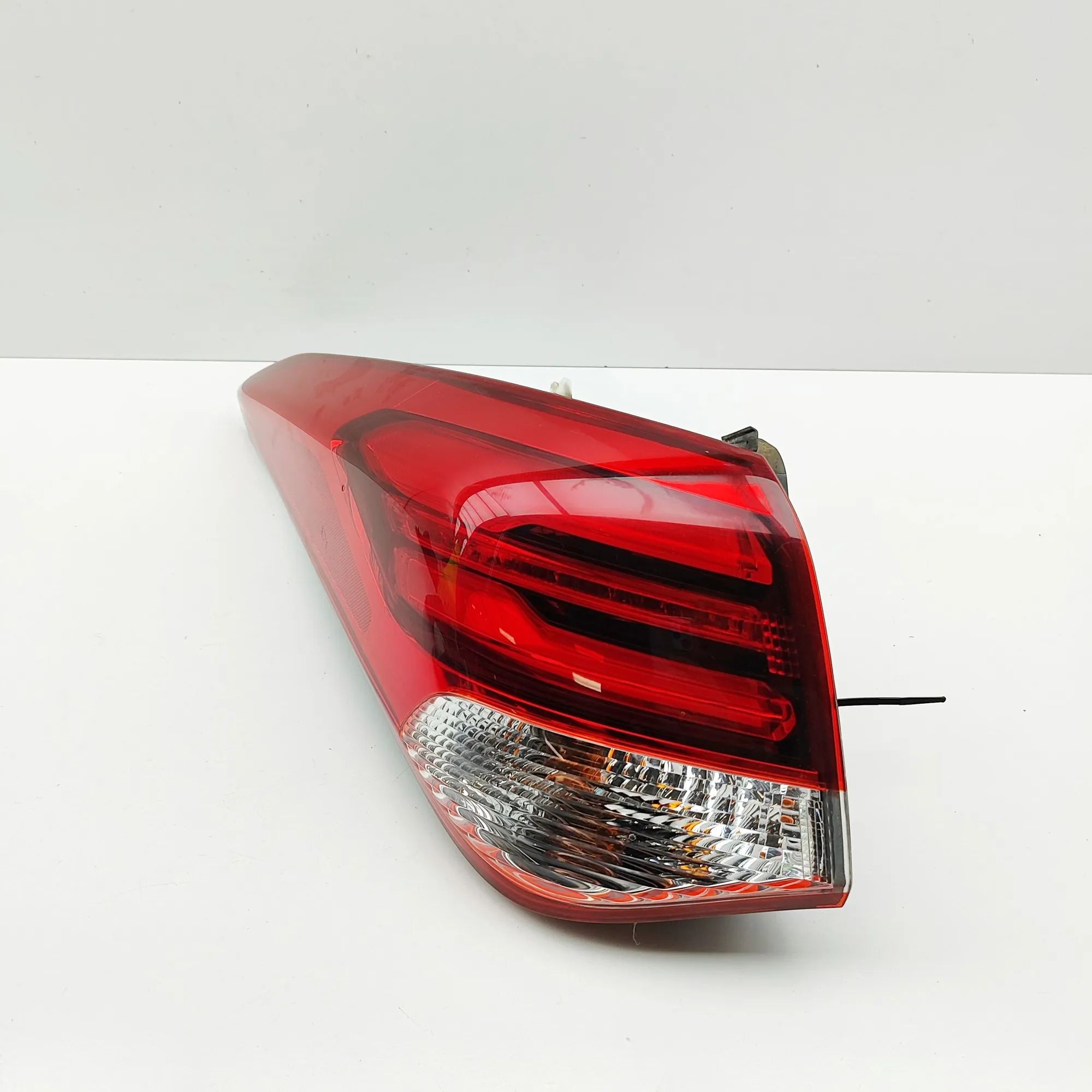 Hyundai i40 Rear Left Tail Light Rear Left Tail Light — HYUNDAI I40 (VF) (2012-....