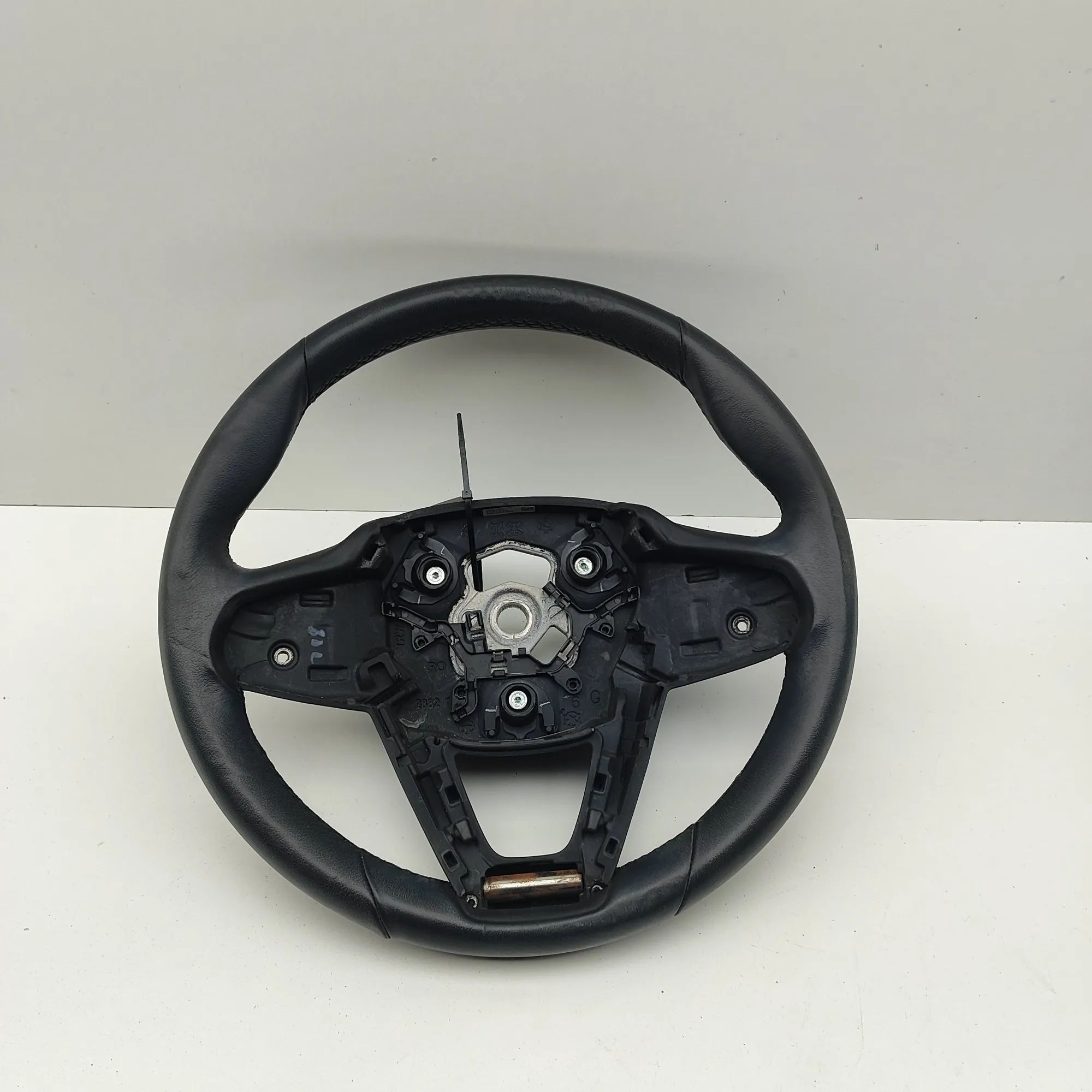 BMW 2 (F44) steering wheel Steering Wheel — BMW 2 SERIES (Gran Coupe F44) ...