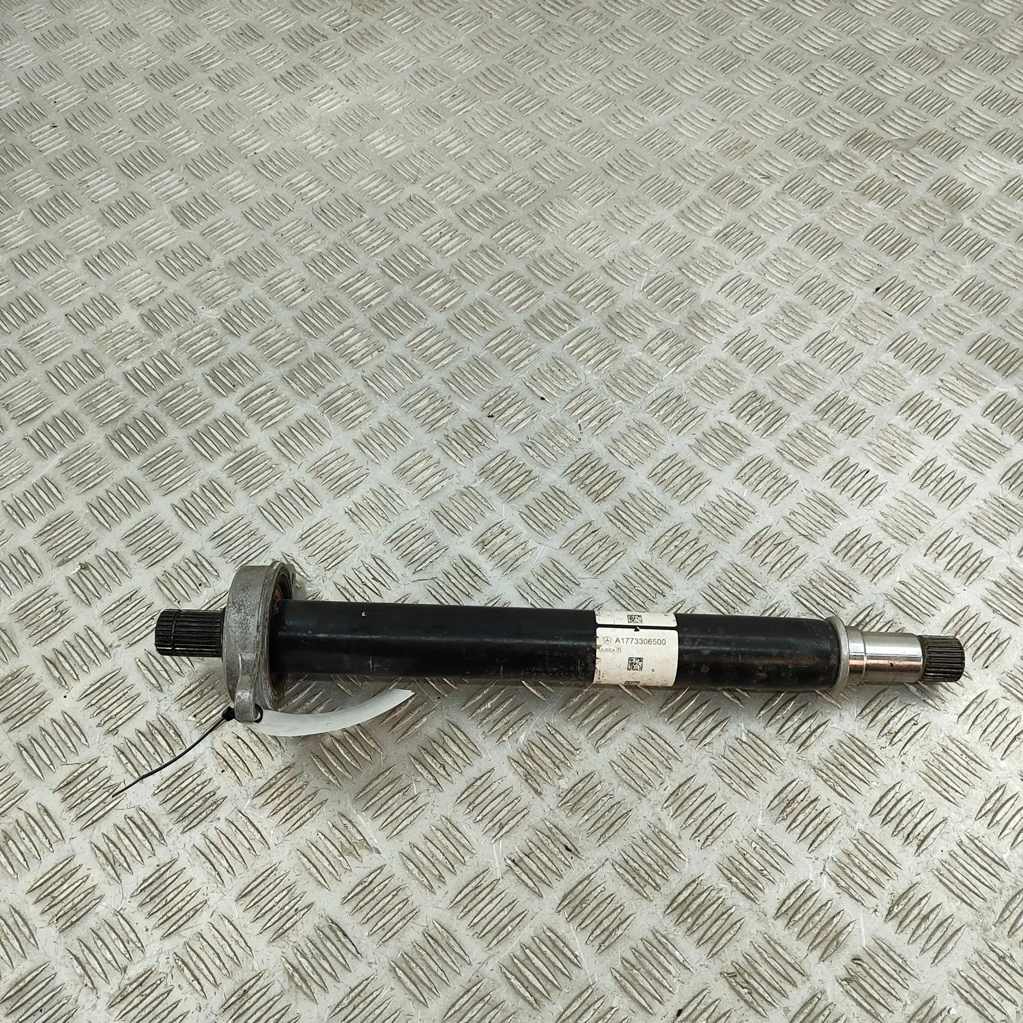 Mercedes-Benz CLA (C118) Front Right Driveshaft