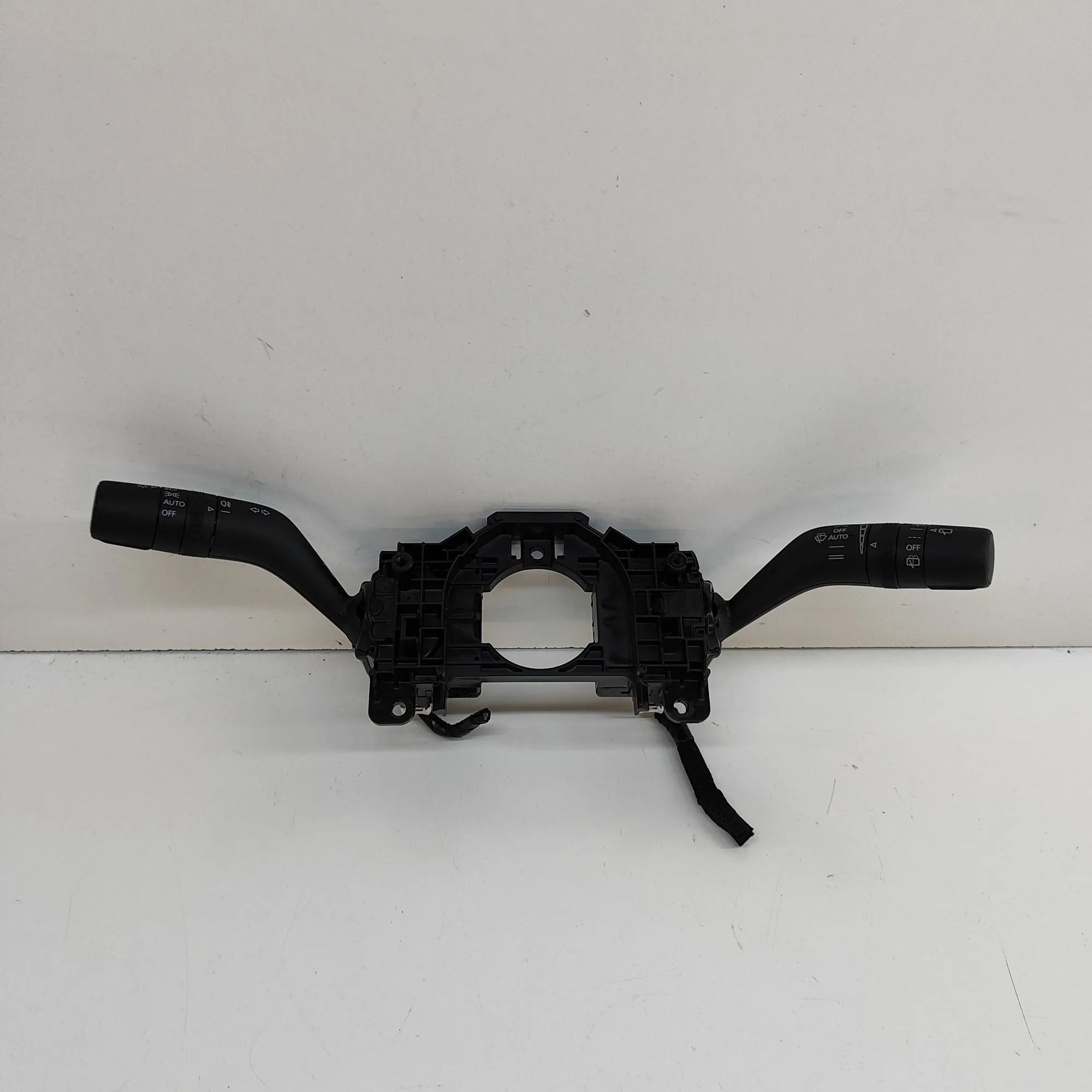 Mazda 3 (BP) Indicator Wiper Stalk Switch Indicator Wiper Stalk Switch — MAZDA CX-3 (0 DM...