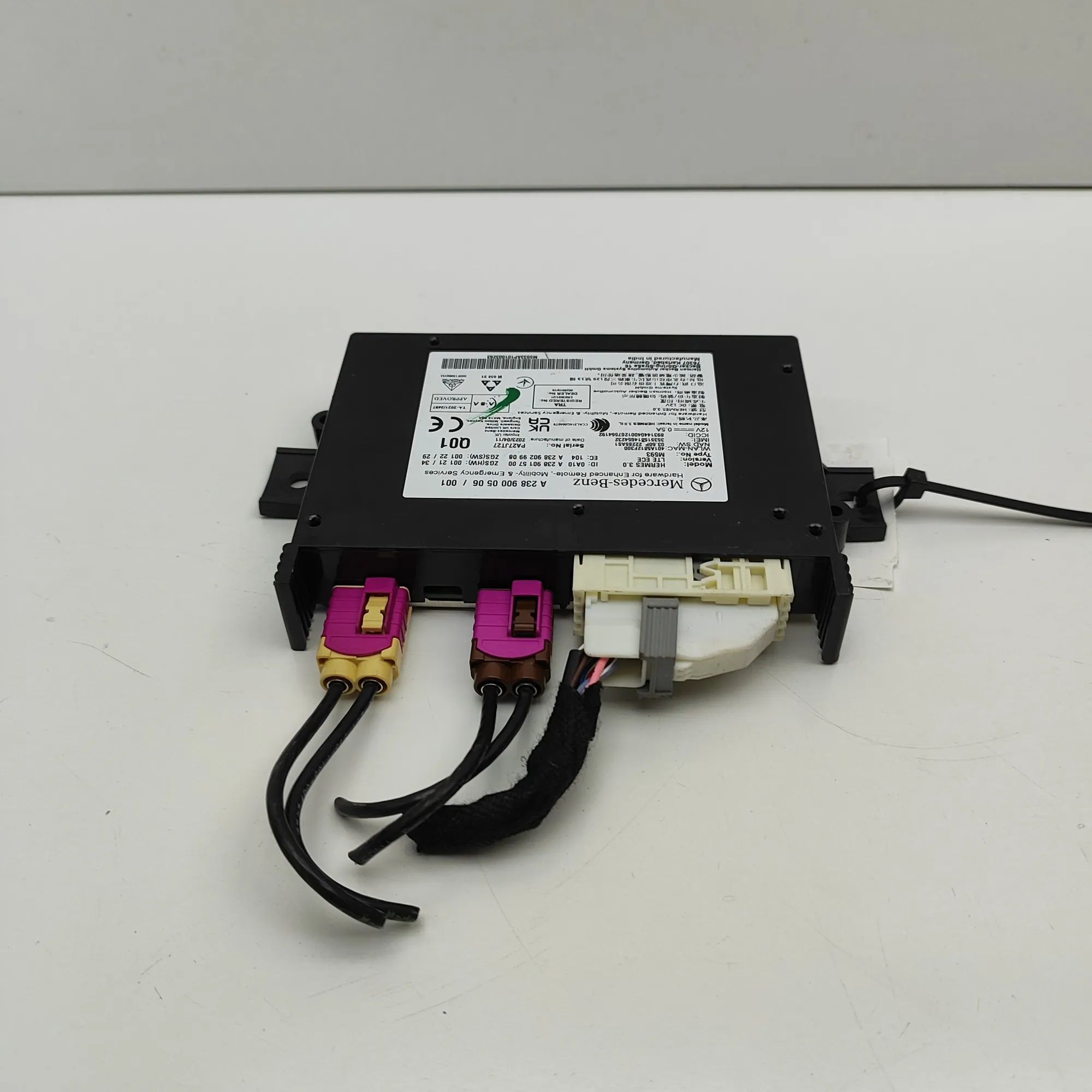 Mercedes-Benz CLA (C118) Phone control unit