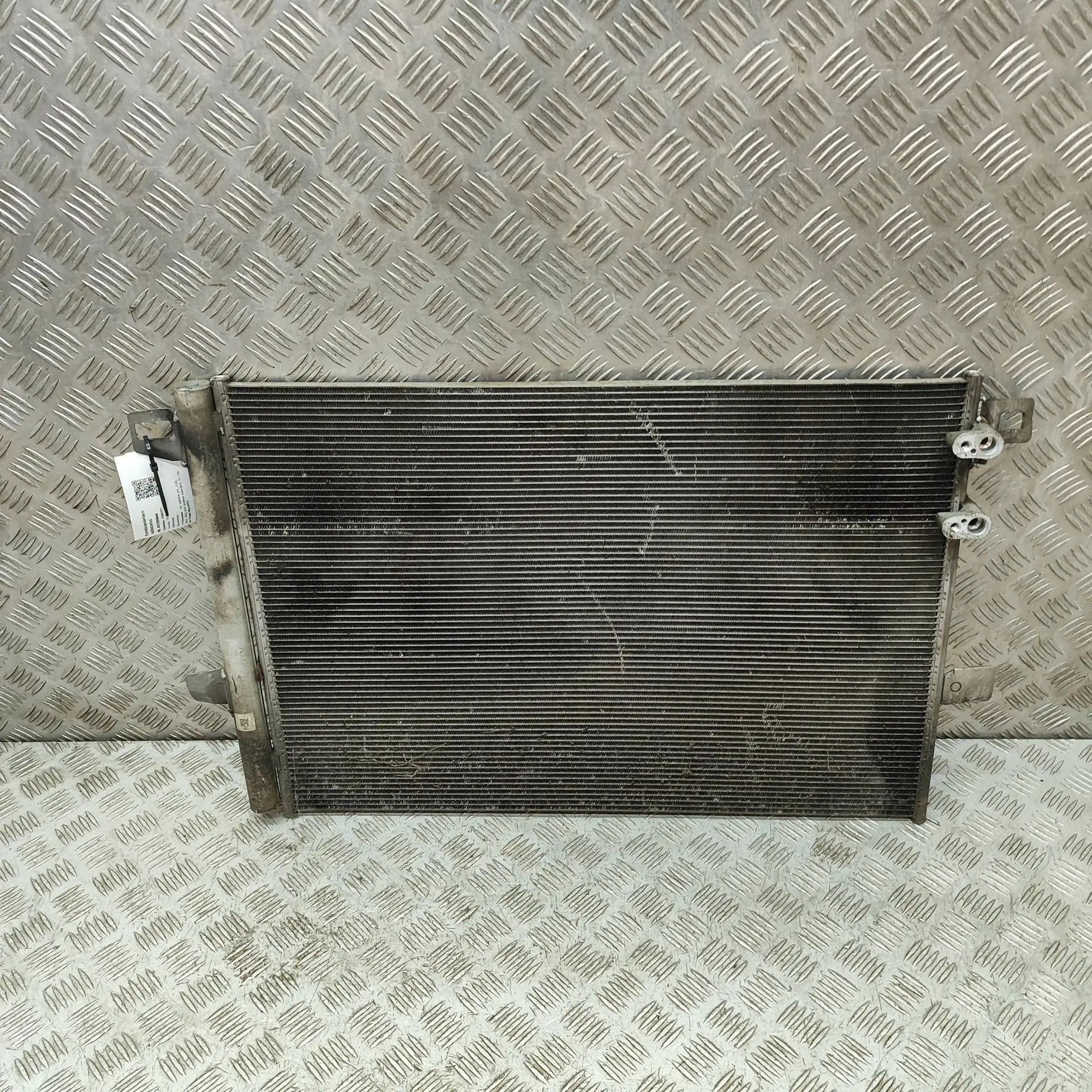 Volkswagen Amarok A/C Air Con Radiator A/C Air Con Radiator — VW AMAROK (2H_, S1B) (20...