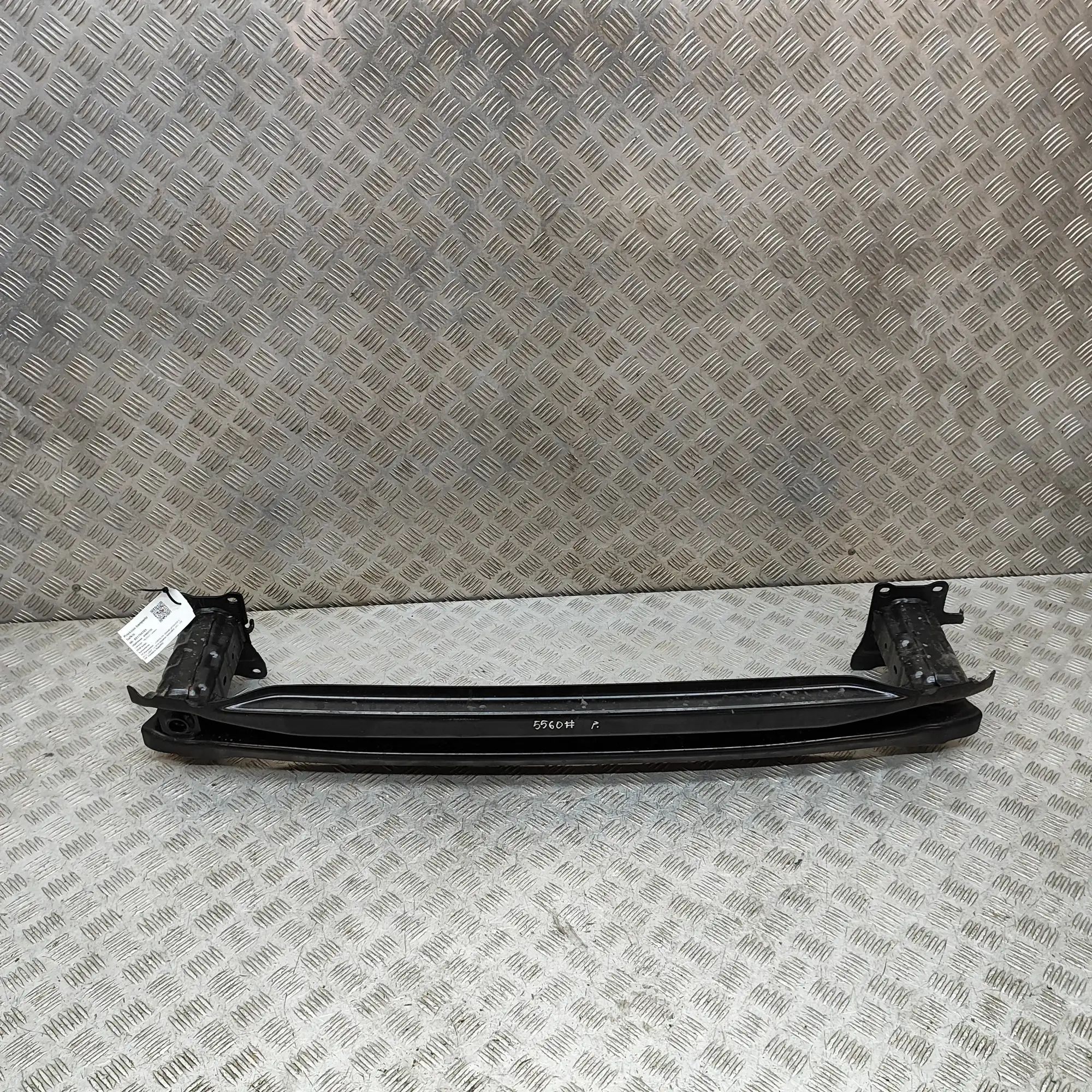 Chrysler Grand Voyager / Town & Country Front Reinforcement Crash Bar Front Reinforcement Crash Bar — CHRYSLER GRAND ...
