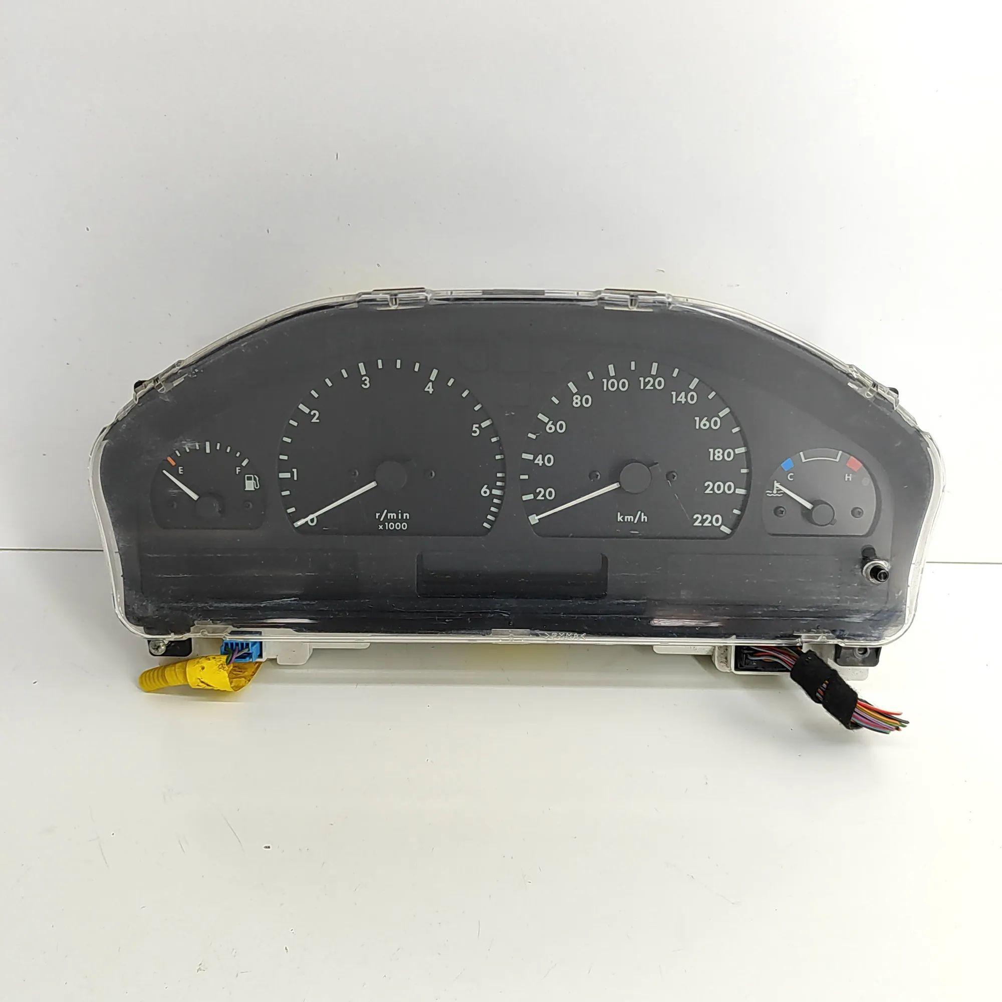 Land Rover Range Rover Instrument Cluster Speedometer Instrument Cluster Speedometer — LAND ROVER RAN...