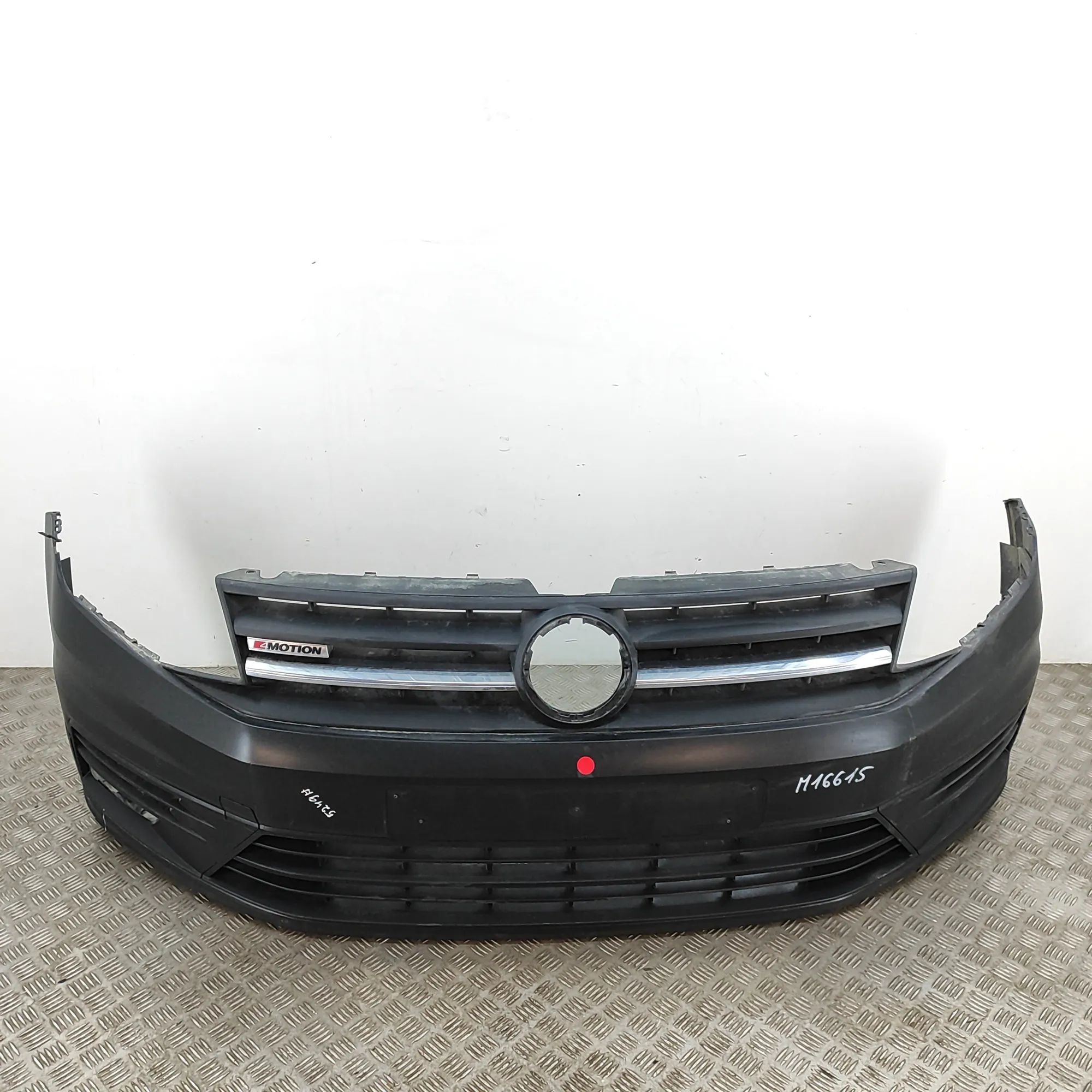 Volkswagen Caddy (2K) front bumper
