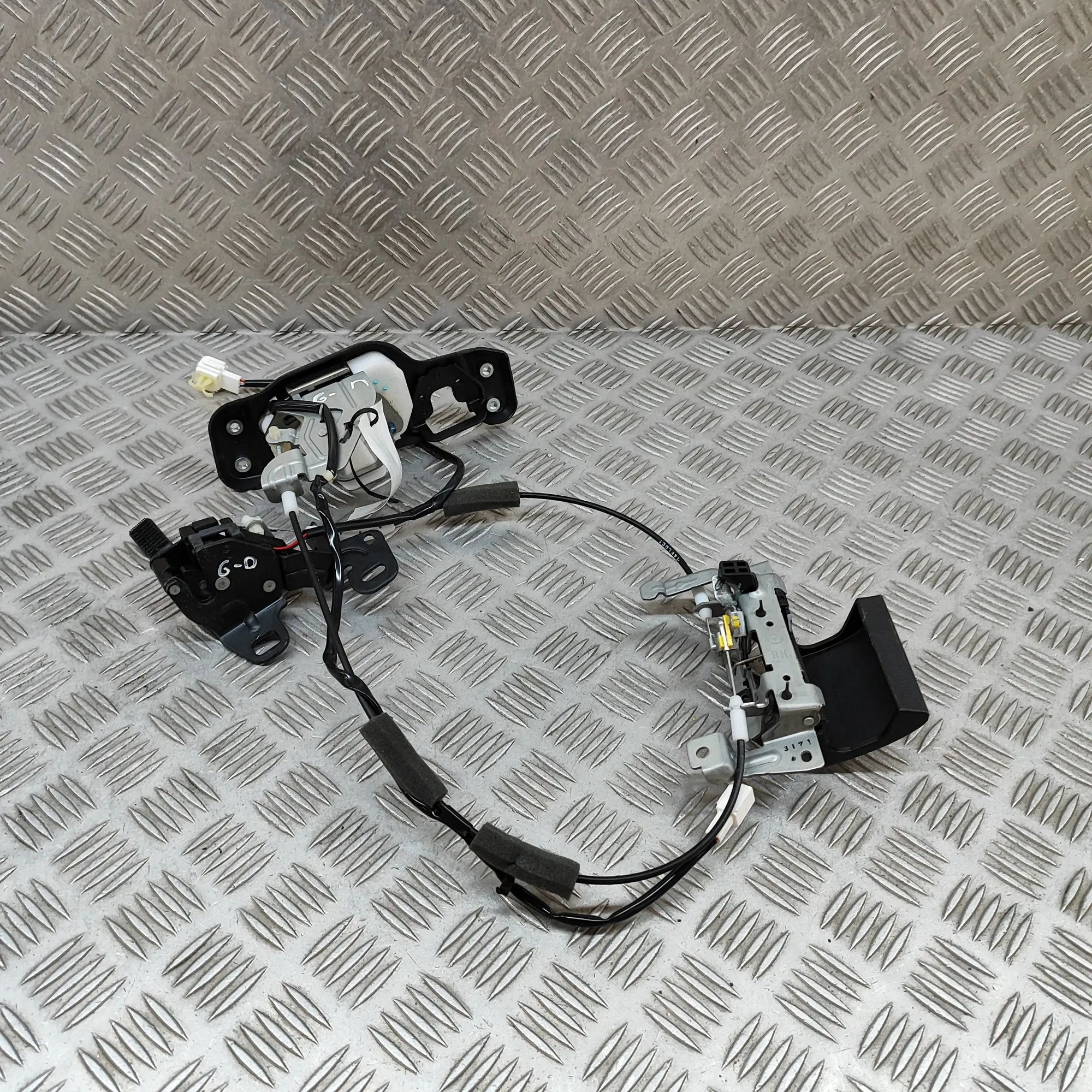 Mazda MX-30 Door lock — rear right Door lock — rear right — MAZDA MX-30 (DR) (2020...