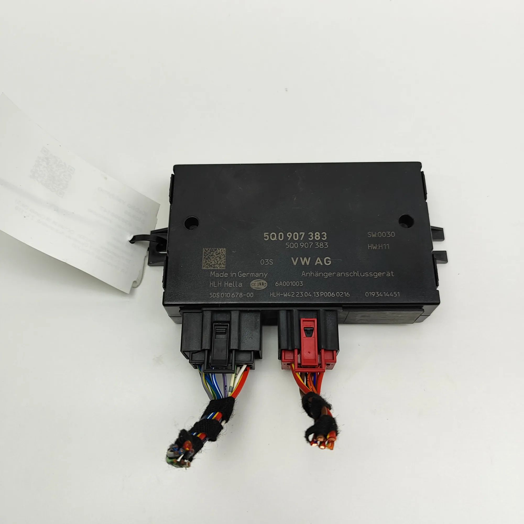 Skoda Octavia Tow Hook Control Unit Tow Hook Control Unit — SKODA OCTAVIA (III Comb...