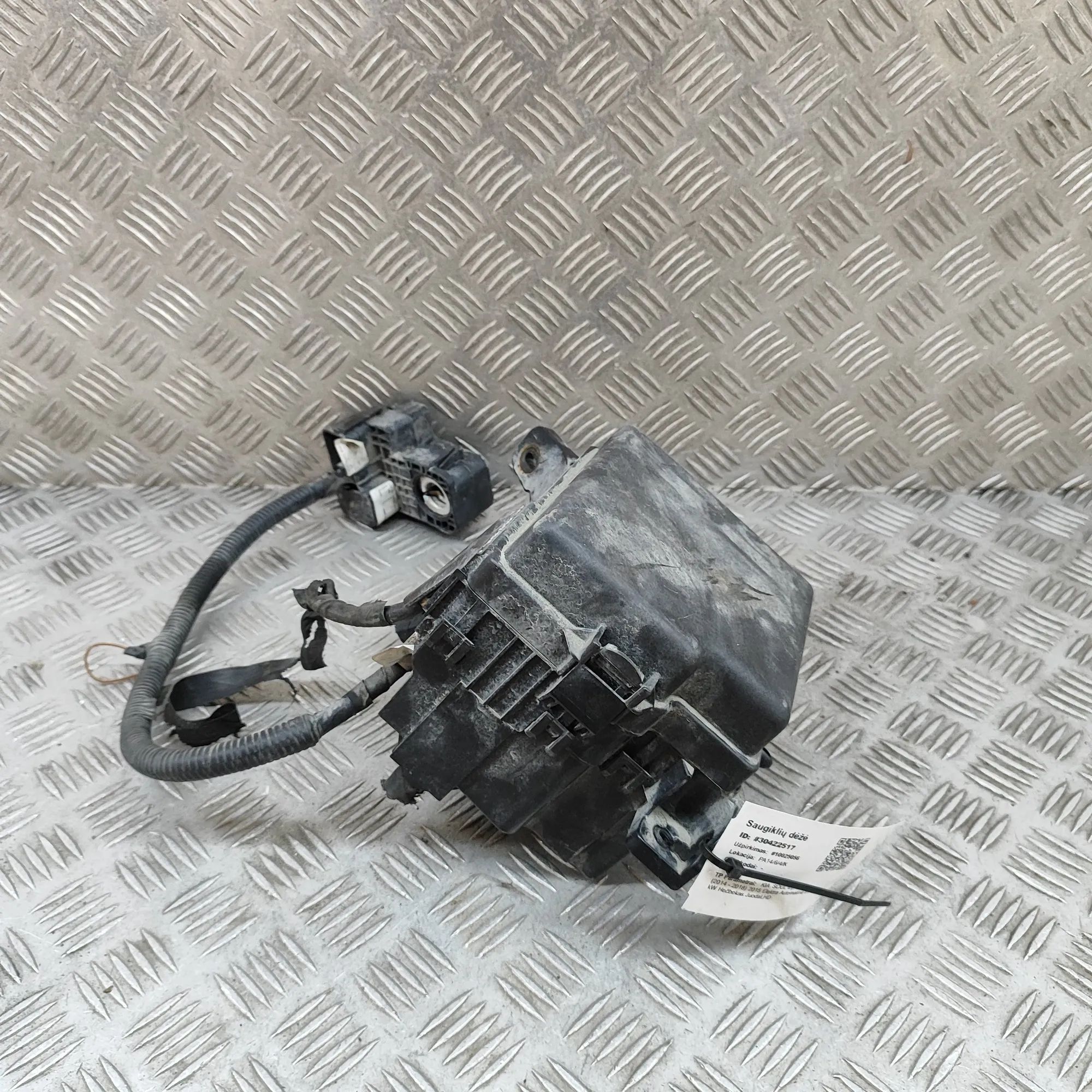 Kia Soul Fuse box Fuse box — KIA SOUL (II PS) (2014-2018) — 91400...