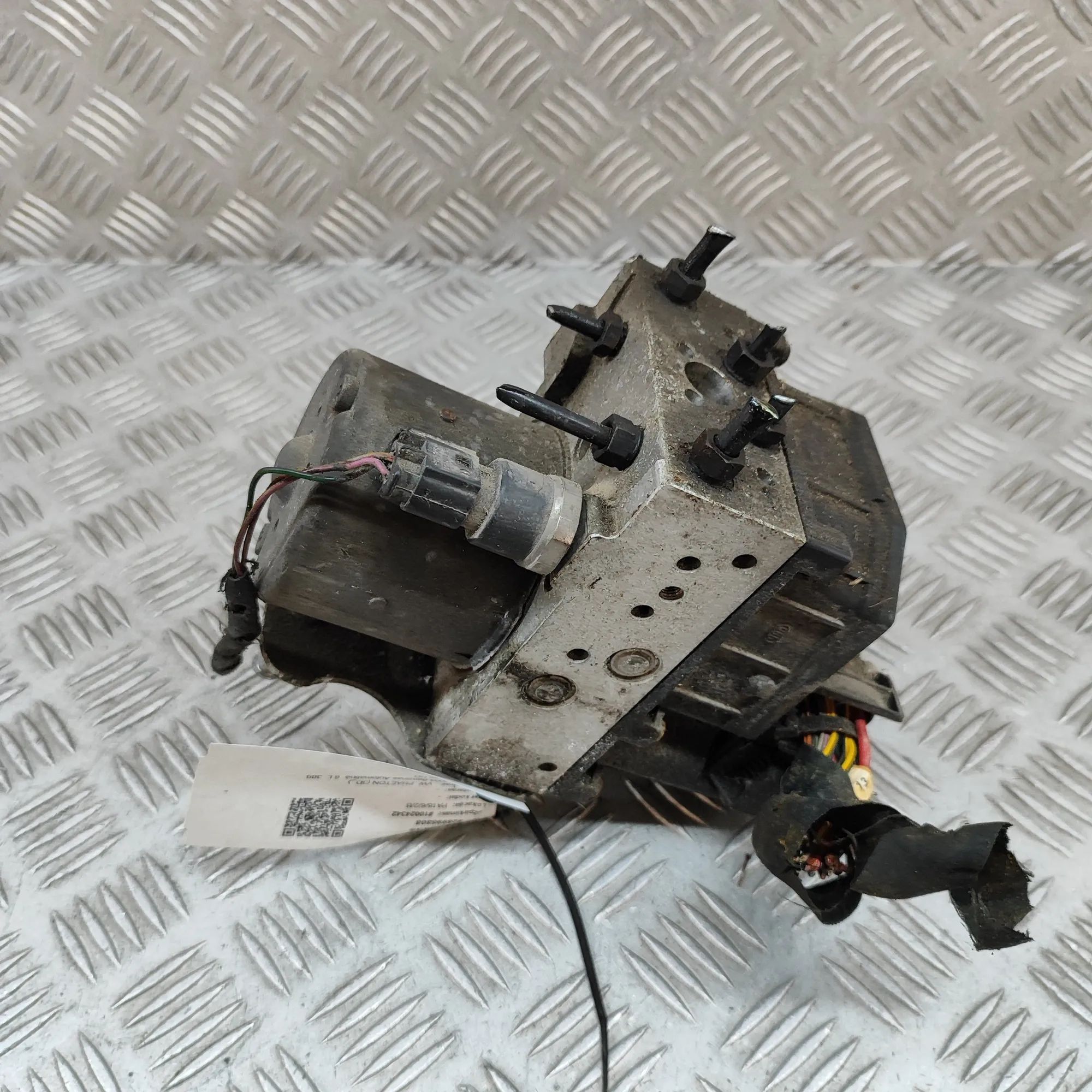 Volkswagen Phaeton АБС Гидронасос  ABS Pump — VW PHAETON (3D_) (2002-2016) — 3D061...