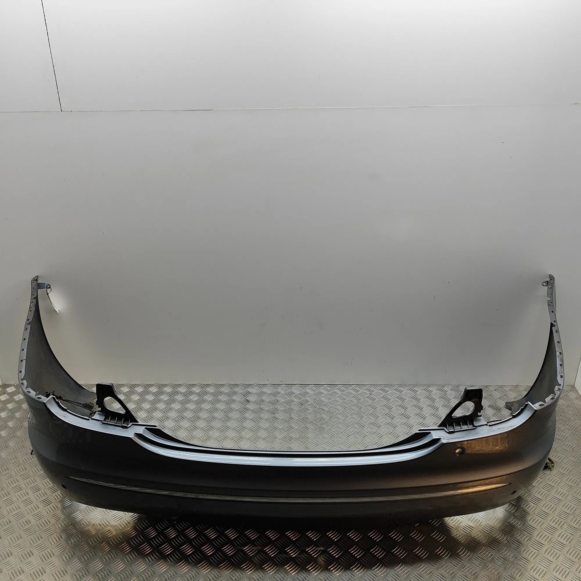 Jaguar XJ Bumper rear Bumper rear — JAGUAR XJ (X351) (2009-...) — AW9...