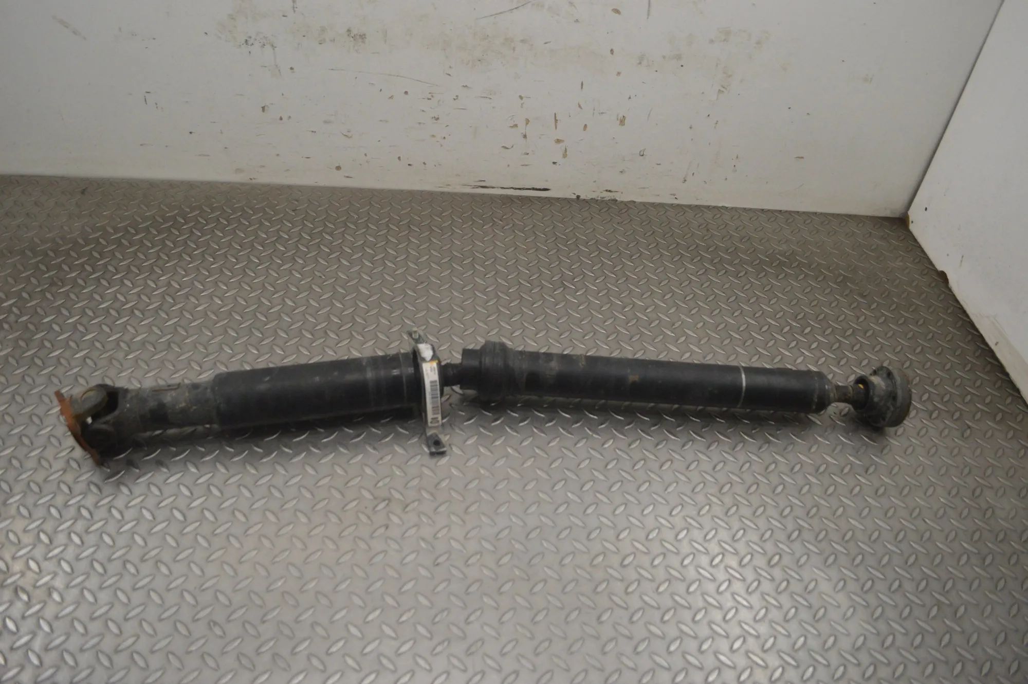Land Rover Range Rover (L405) Propshaft Propshaft — LAND ROVER RANGE ROVER (IV L405) (2...