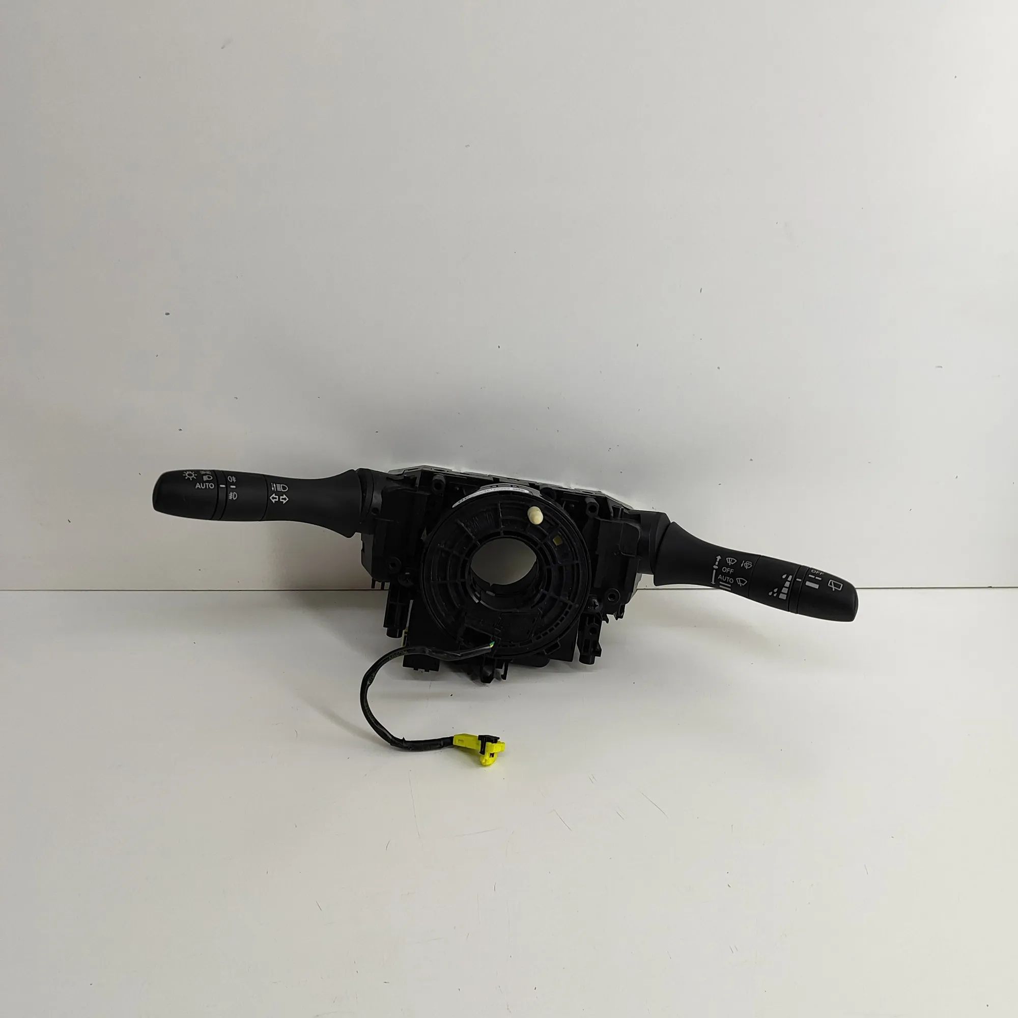 Nissan Qashqai (J11) Indicator Wiper Stalk Switch Indicator Wiper Stalk Switch — NISSAN QASHQAI (...