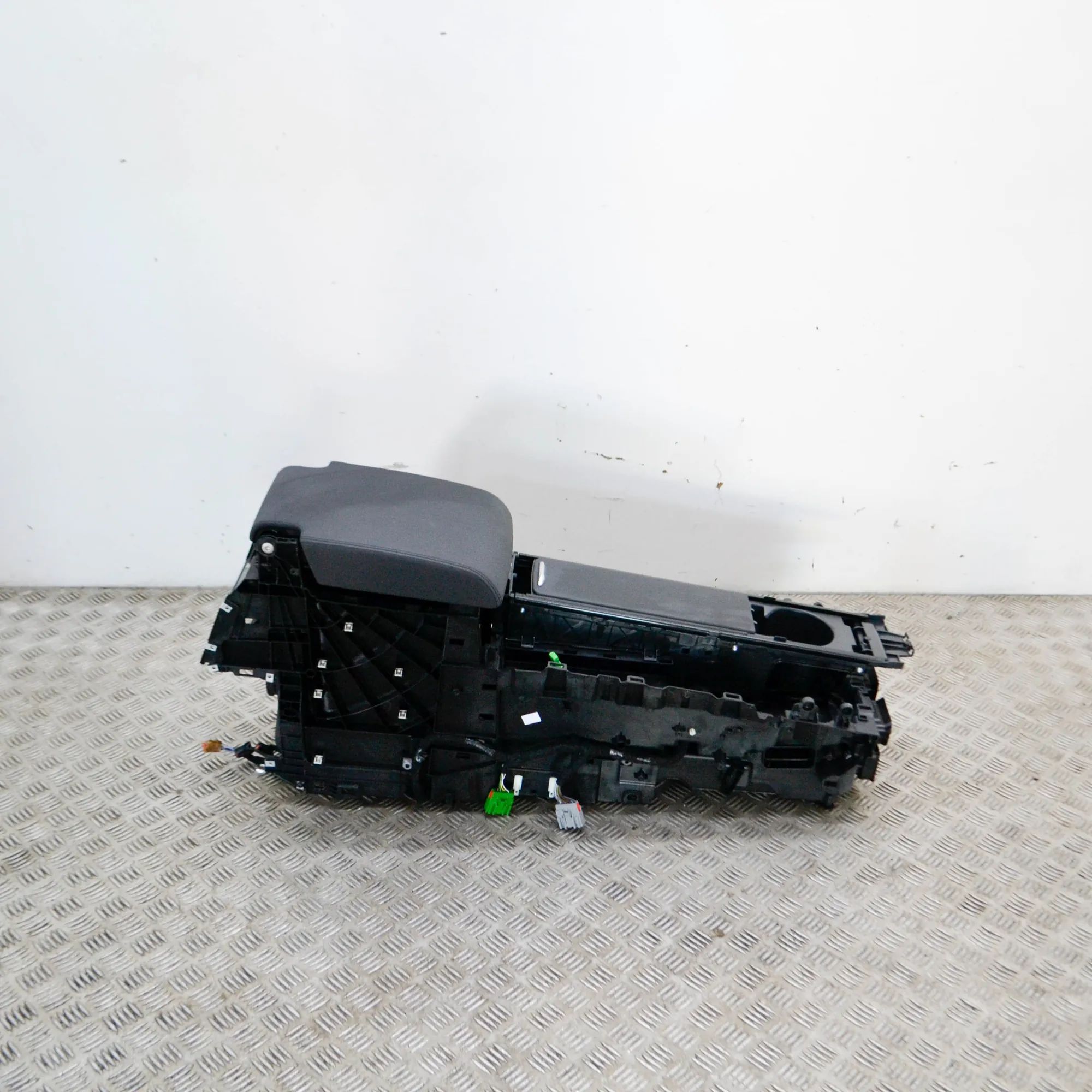 Land Rover Discovery center console center Console — LAND ROVER DISCOVERY (V L462) ...