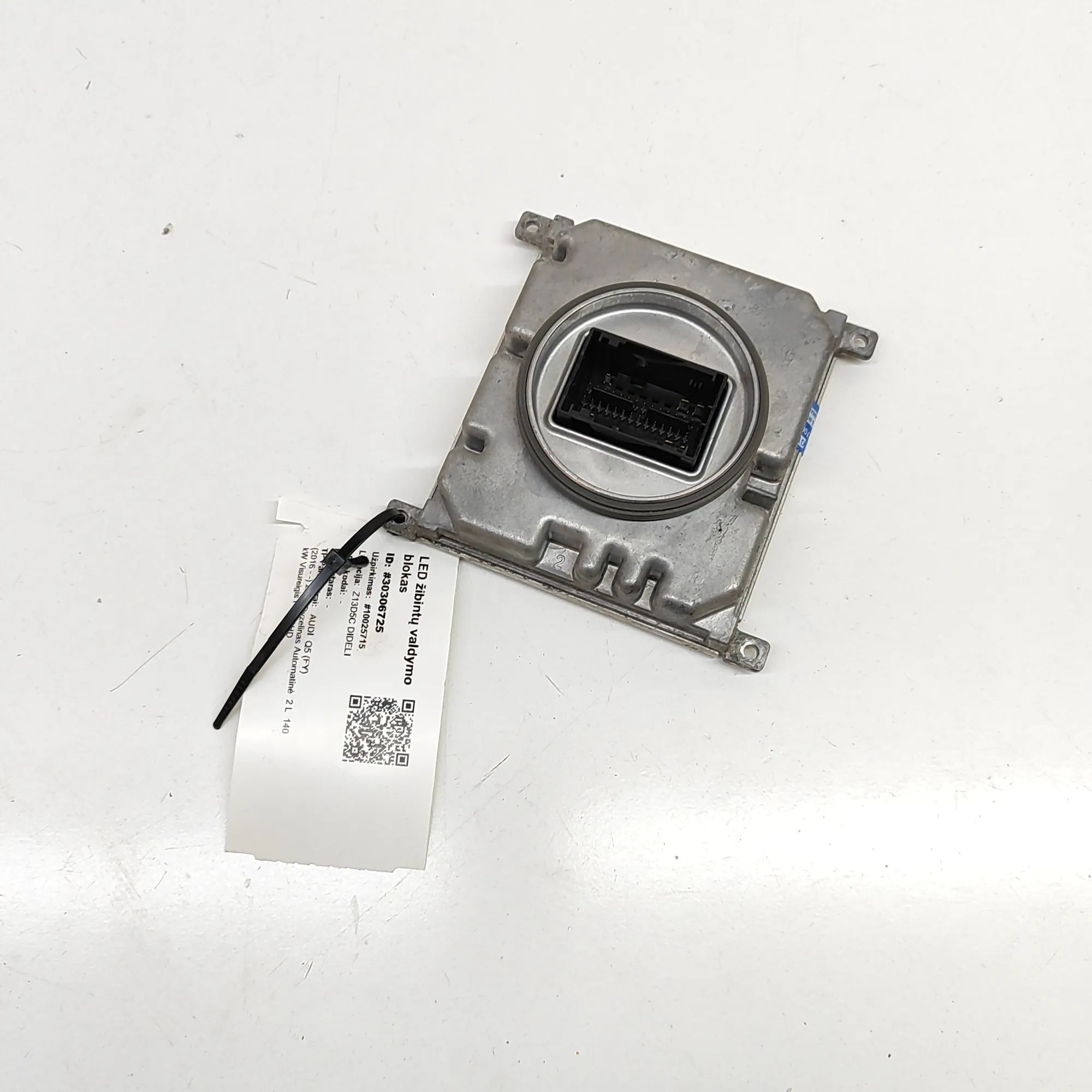 Audi Q5 (FY) LED Lights Control Unit LED Lights Control Unit — AUDI Q5 (FY) (2016-.....