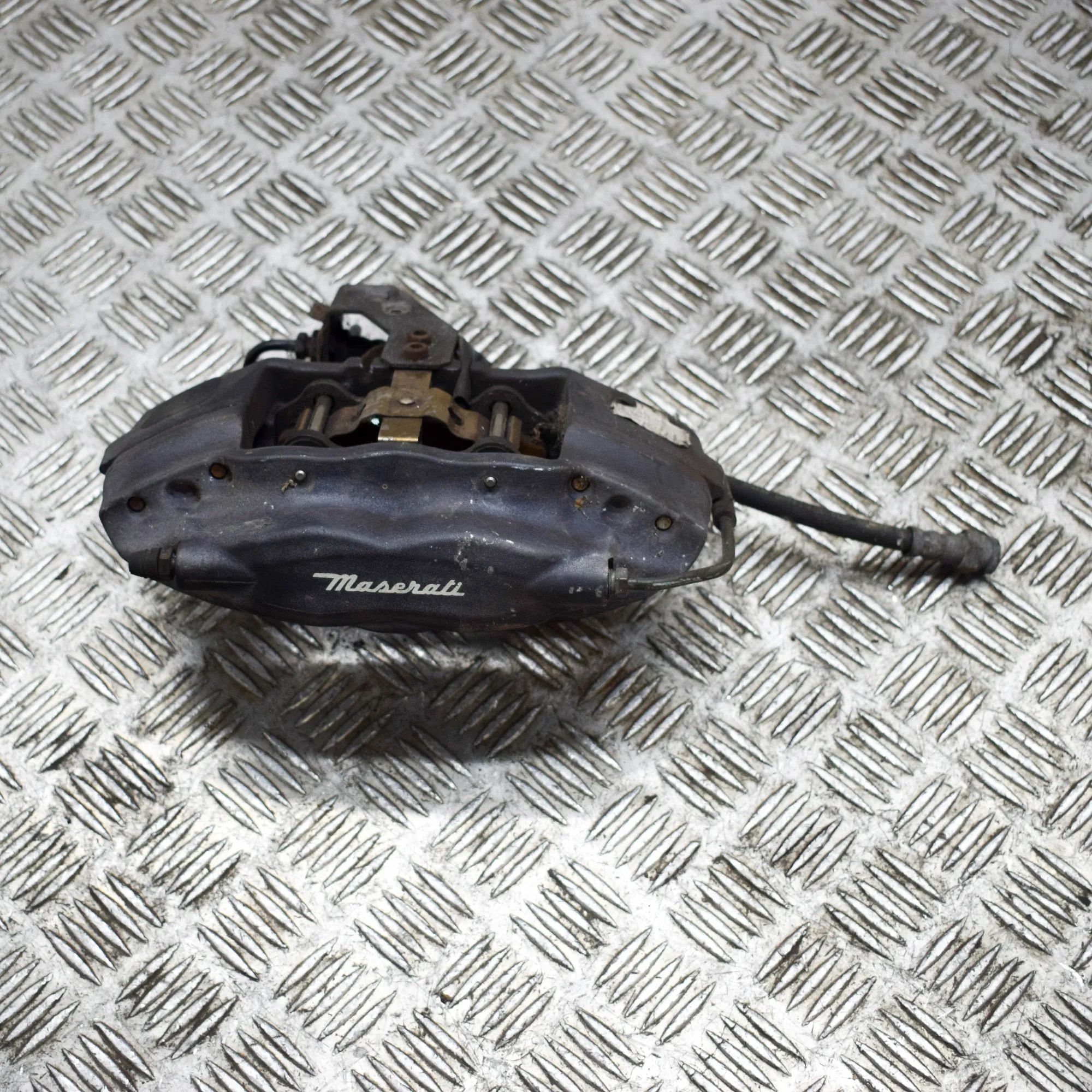 Maserati Ghibli Brake caliper — front left