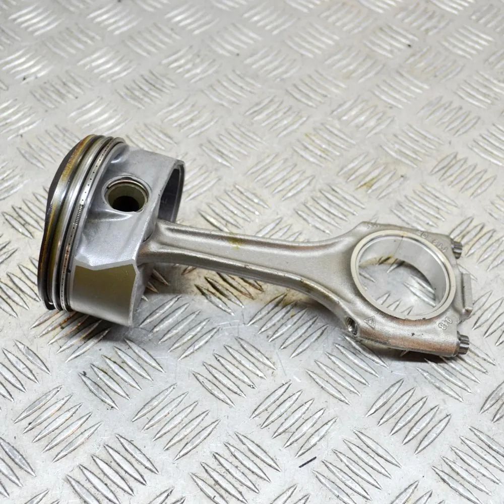 Porsche Cayenne Piston Piston — PORSCHE CAYENNE (92A) (2010-...) — 948...
