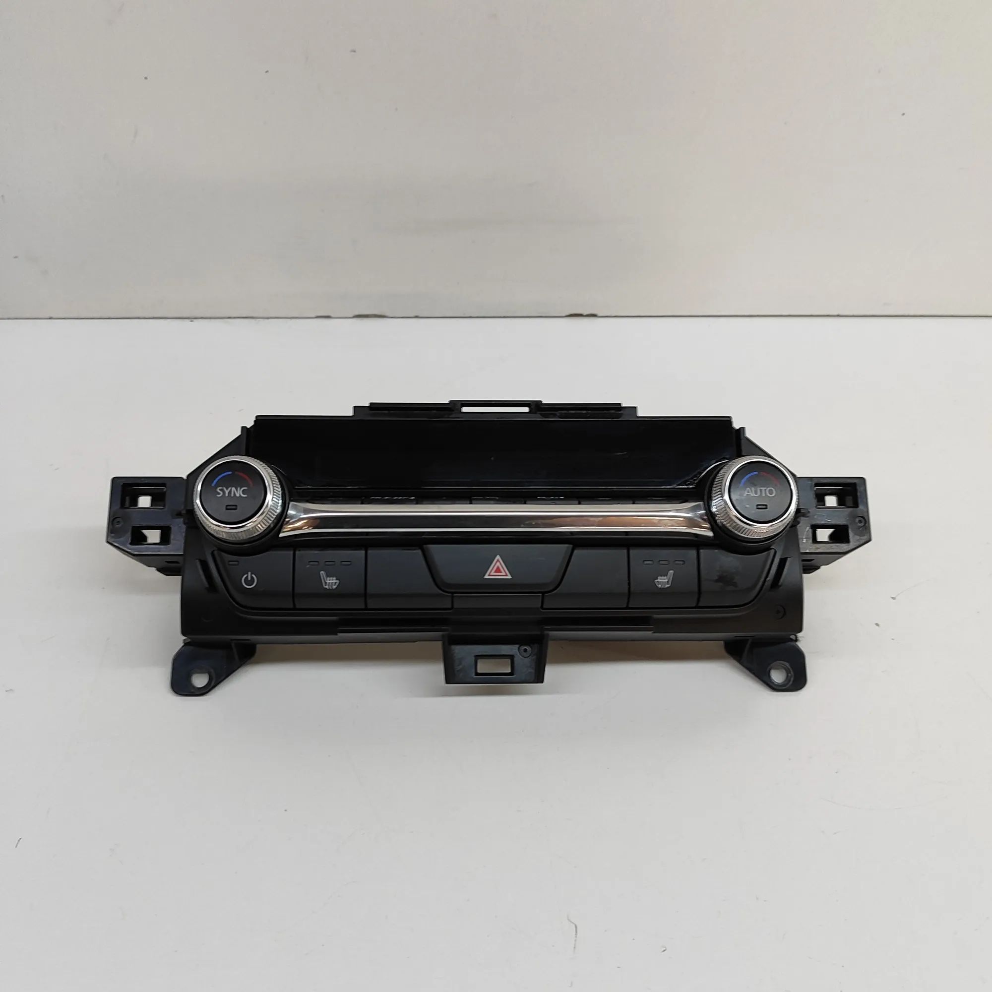 Mazda 3 (BP) Climate control unit Climate control unit — MAZDA CX-3 (0 DM) (2019-...