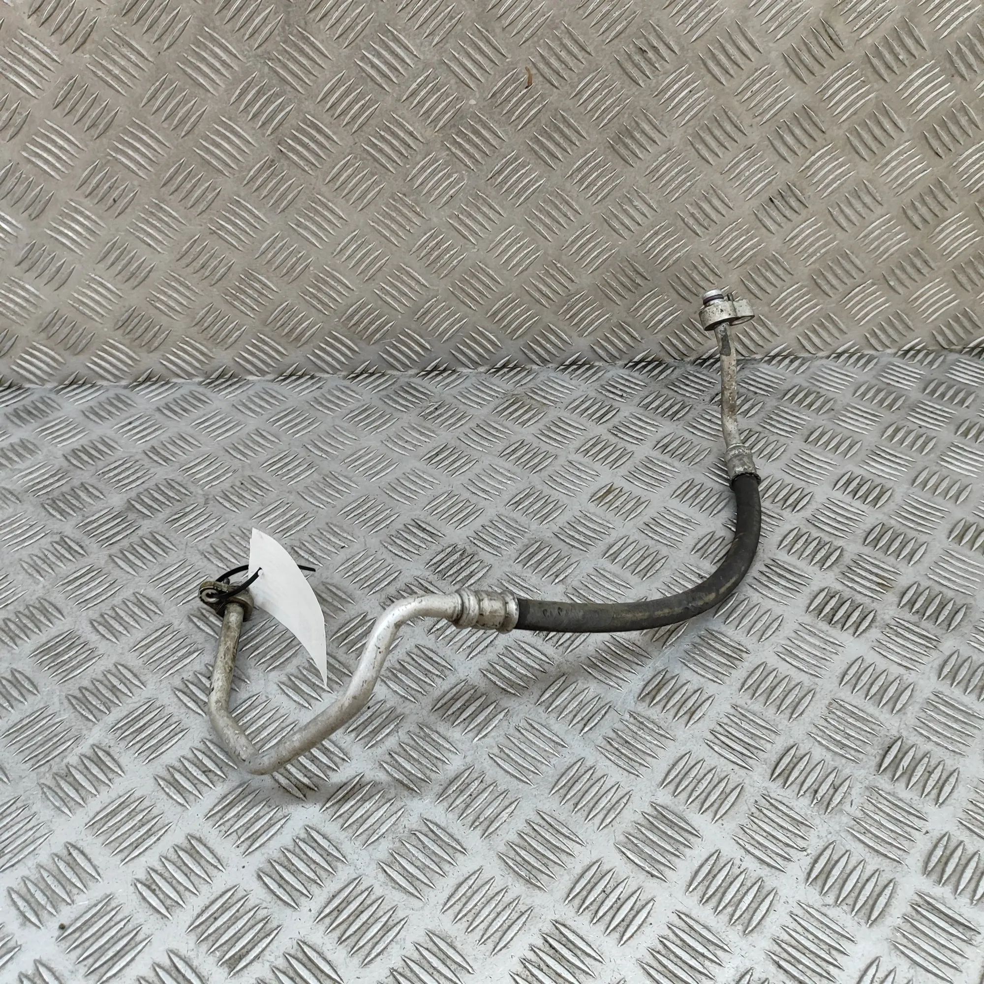 Skoda Octavia A/C Air Con Hose Pipe A/C Air Con Hose Pipe — SKODA OCTAVIA (III Comb...