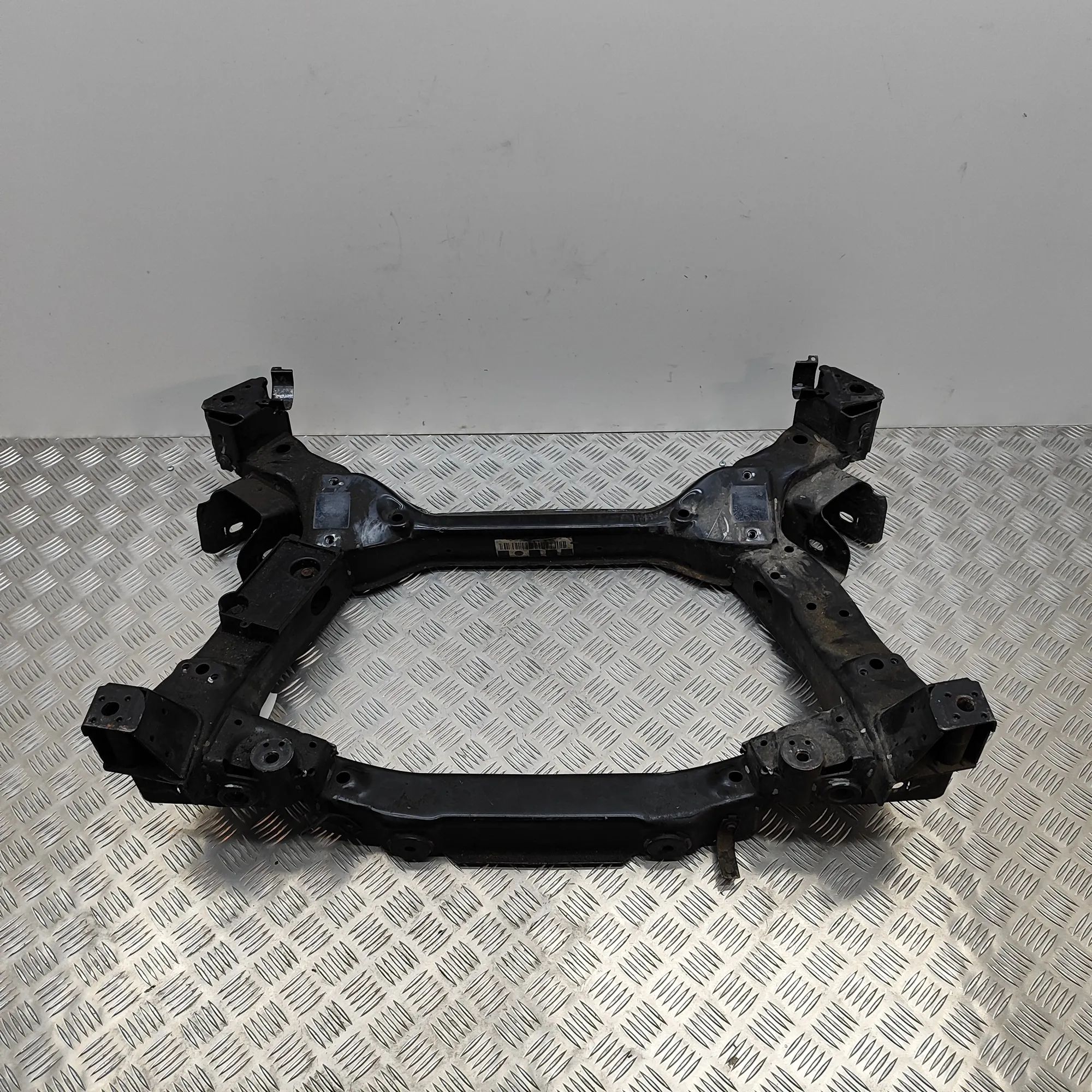 Jaguar XJ Front subframe Front subframe — JAGUAR XJ (X351) (2009-...) — ...